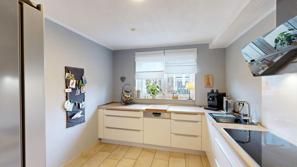 Immobilienangebot - Hamm / Mark - Häuser - Provisionsfrei für Käufer: Familienfreundliches RMH mit Garten, Stellplatz und Garage in Hamm-Mark