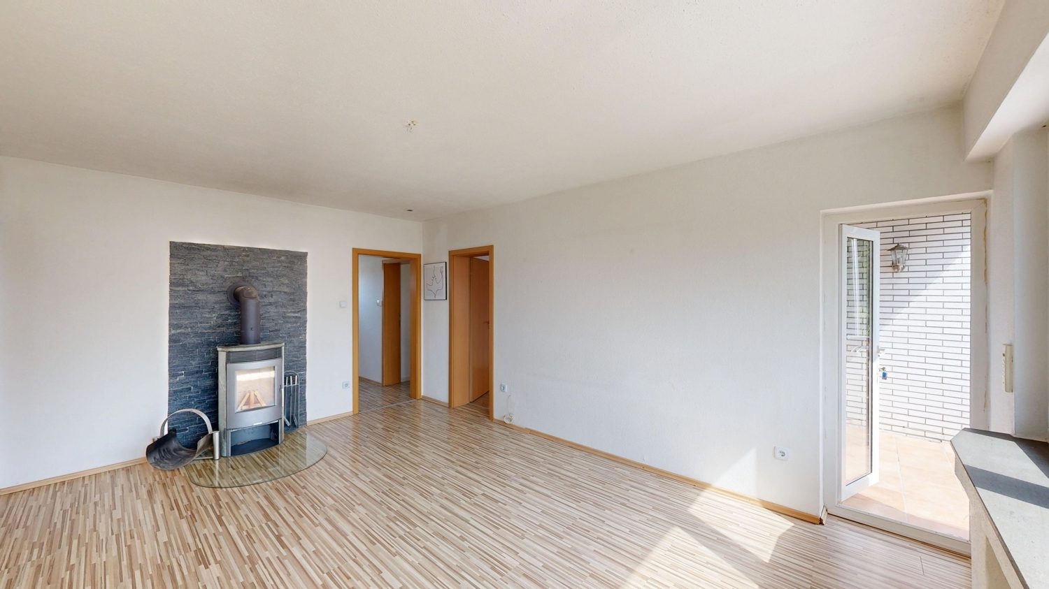 Immobilienangebot - Hamm - Wohnungen - Provisionsfrei: 3-Zimmer-Wohnung mit Balkon, Kaminofen & Gartennutzung für Paare und Kapitalanleger