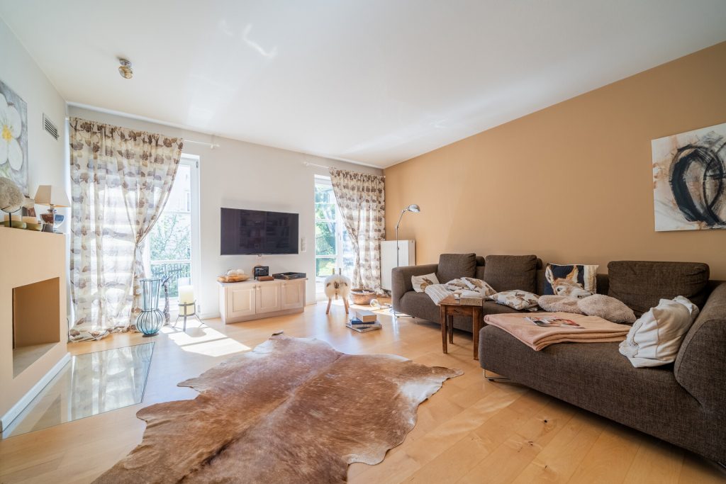 Veltrup Immobilien - Immobilienangebot - Seefeld - Wohnen - PRÄCHTIGES EINFAMILIENHAUS FÜR VIELE KÖPFE IN SEEFELD