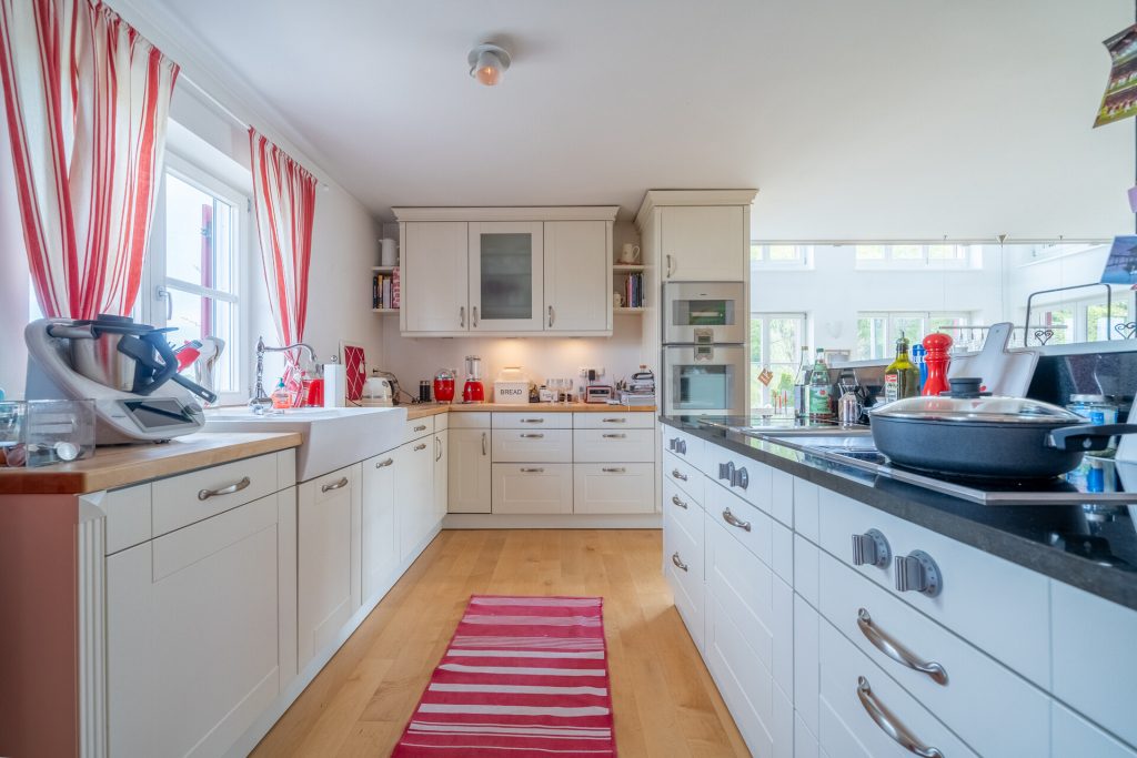 Veltrup Immobilien - Immobilienangebot - Seefeld - Wohnen - PRÄCHTIGES EINFAMILIENHAUS FÜR VIELE KÖPFE IN SEEFELD