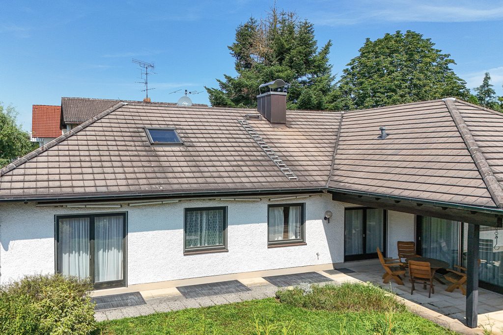 Veltrup Immobilien - Immobilienangebot - Gilching - Wohnen - AUF EINER HÖHE MIT DEM GLÜCK: EBENERDIGES WOHNEN MIT VIEL GESTALTUNGSPOTENZIAL