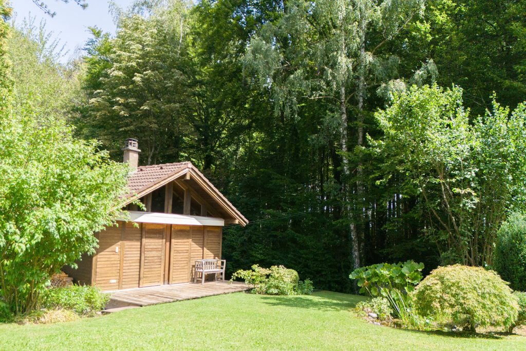 Veltrup Immobilien - Immobilienangebot - Dießen am Ammersee / Riederau - Wohnen - MEISTERHAFTE HARMONIE: BEZAUBERNDES EFH IN RIEDERAU VERSPRICHT PURES WOHNGLÜCK