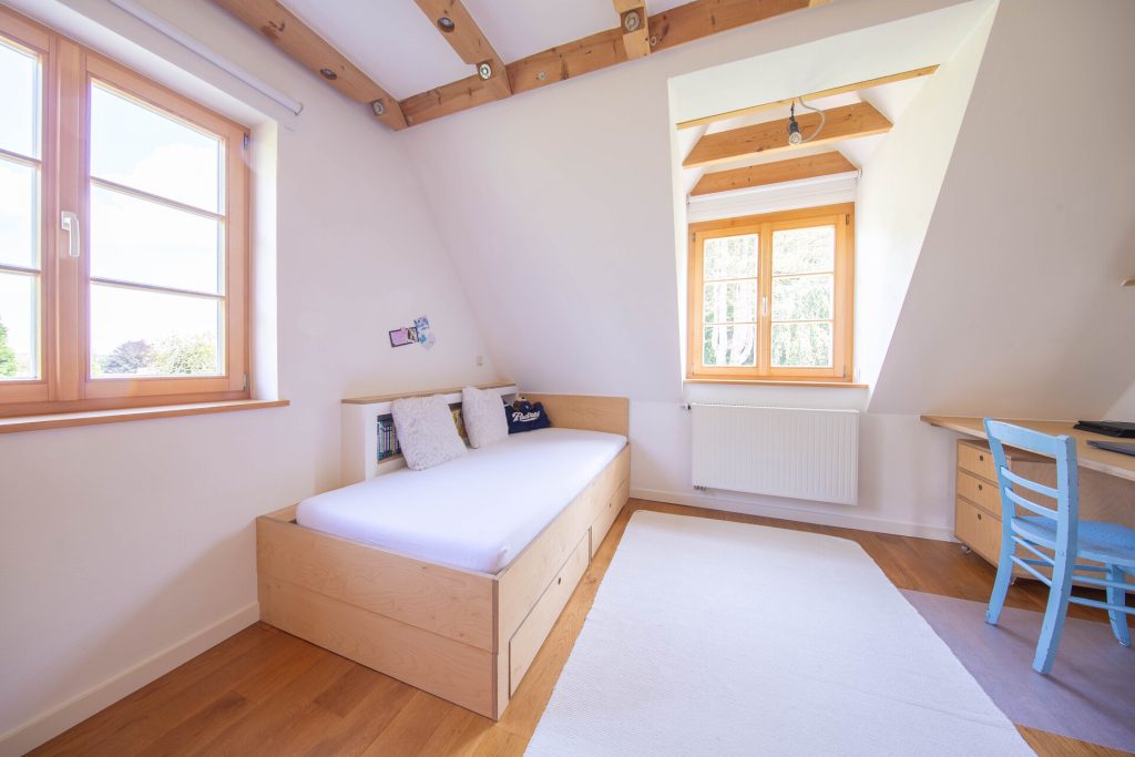 Veltrup Immobilien - Immobilienangebot - Dießen am Ammersee / Riederau - Wohnen - MEISTERHAFTE HARMONIE: BEZAUBERNDES EFH IN RIEDERAU VERSPRICHT PURES WOHNGLÜCK