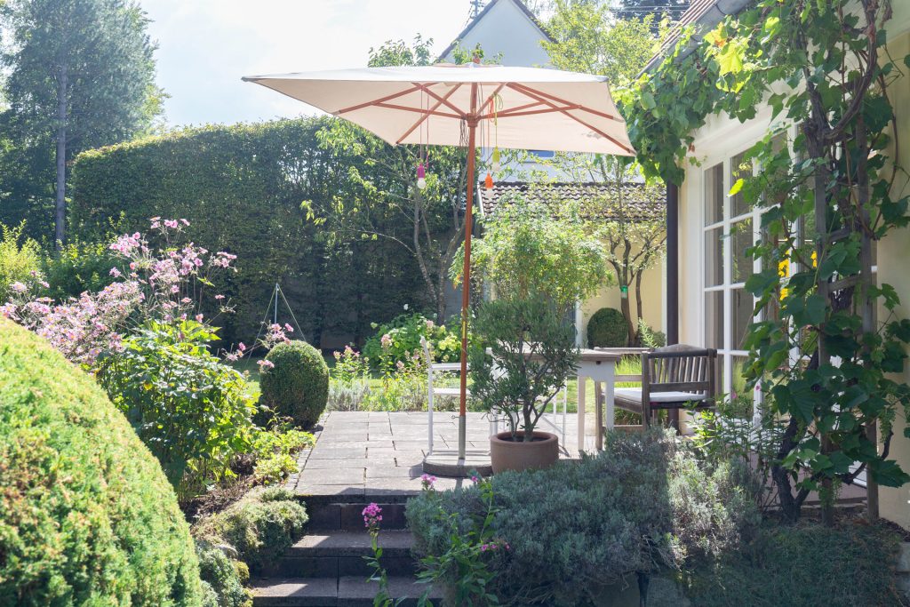 Veltrup Immobilien - Immobilienangebot - Dießen am Ammersee / Riederau - Wohnen - MEISTERHAFTE HARMONIE: BEZAUBERNDES EFH IN RIEDERAU VERSPRICHT PURES WOHNGLÜCK