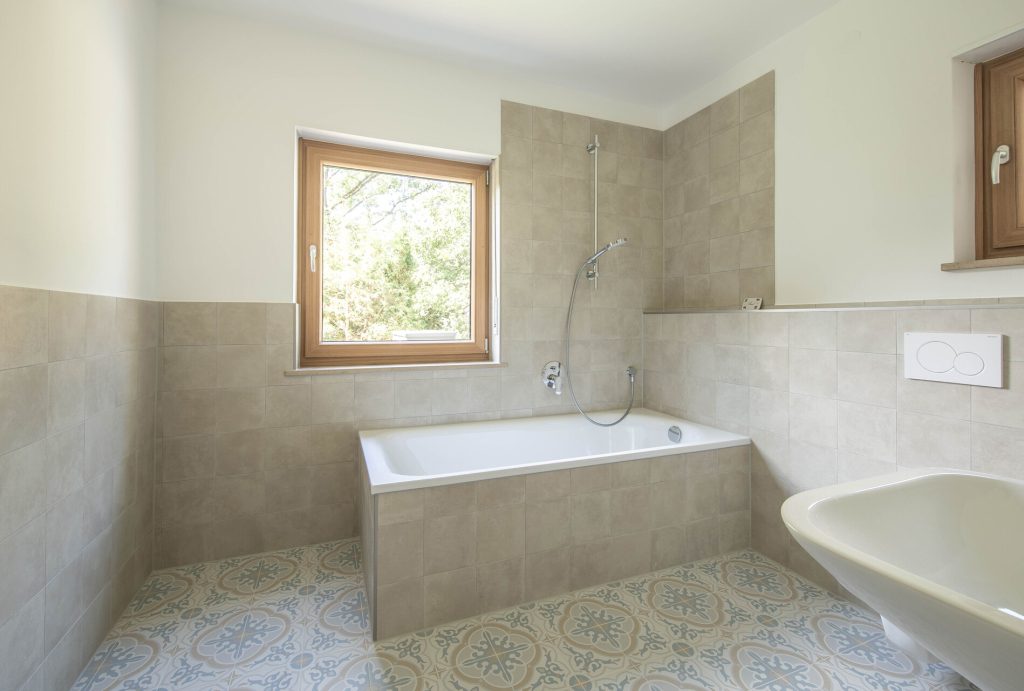 Veltrup Immobilien - Immobilienangebot - Türkenfeld / Zankenhausen - Wohnen - ZWEIFAMILIENHAUS IN ZANKENHAUSEN - IHR NEUES ZUHAUSE MIT VIEL POTENZIAL UND ZUSÄTZLICHEM BAURECHT