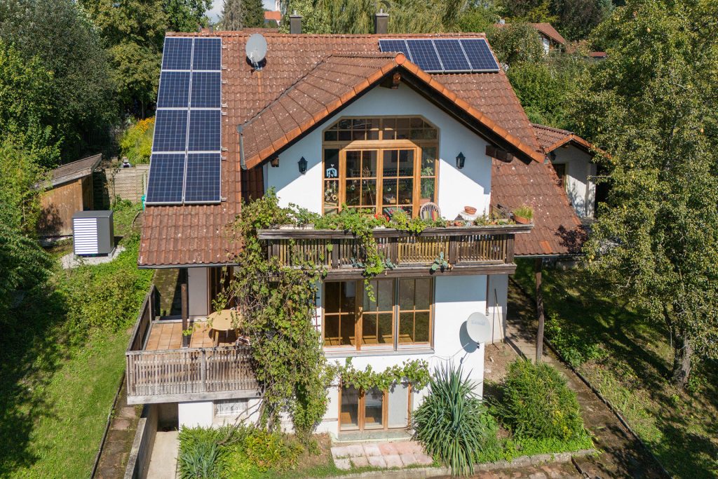 Veltrup Immobilien - Immobilienangebot - Türkenfeld / Zankenhausen - Wohnen - ZWEIFAMILIENHAUS IN ZANKENHAUSEN - IHR NEUES ZUHAUSE MIT VIEL POTENZIAL UND ZUSÄTZLICHEM BAURECHT