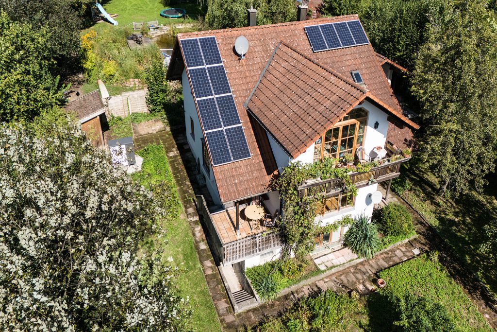 Veltrup Immobilien - Immobilienangebot - Türkenfeld / Zankenhausen - Wohnen - ZWEIFAMILIENHAUS IN ZANKENHAUSEN - IHR NEUES ZUHAUSE MIT VIEL POTENZIAL UND ZUSÄTZLICHEM BAURECHT