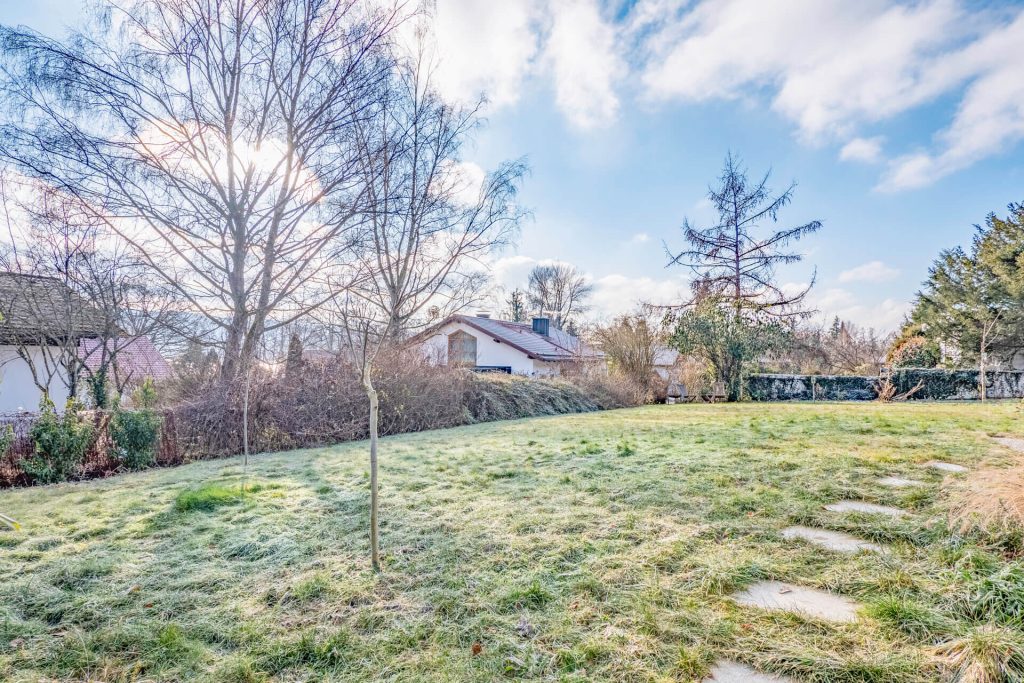 Veltrup Immobilien - Immobilienangebot - Seefeld - Wohnen - STILVOLL RENOVIERTES EINFAMILIENHAUS MIT ÜBERRASCHENDEM POTENZIAL