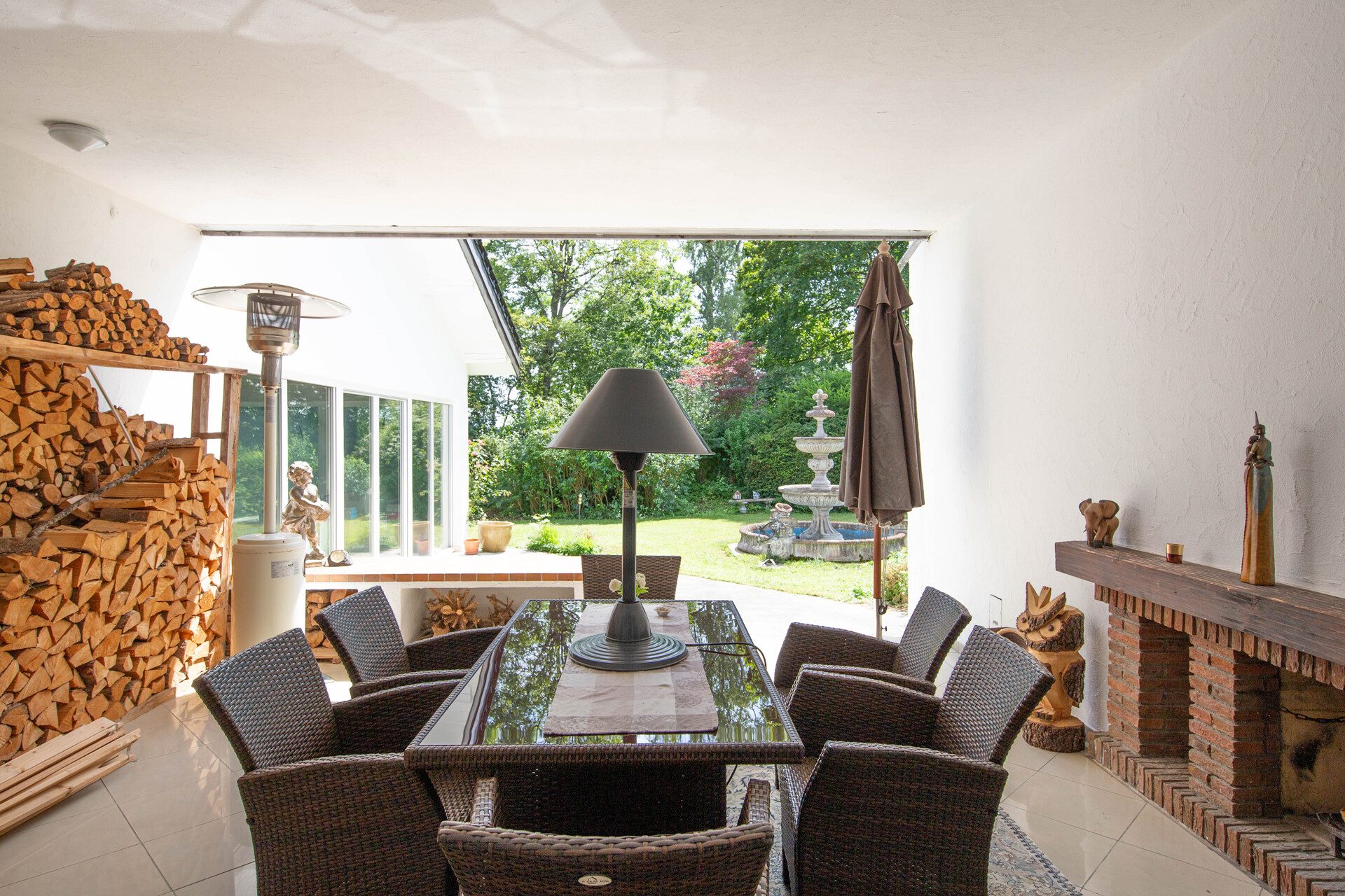Veltrup Immobilien - Immobilienangebot - Grafrath - Wohnen - LUXURIÖSE FREIHEIT: XXL-WOHNTRAUM IN GRAFRATH FÜR INDIVIDUELLE LEBENSENTWÜRFE