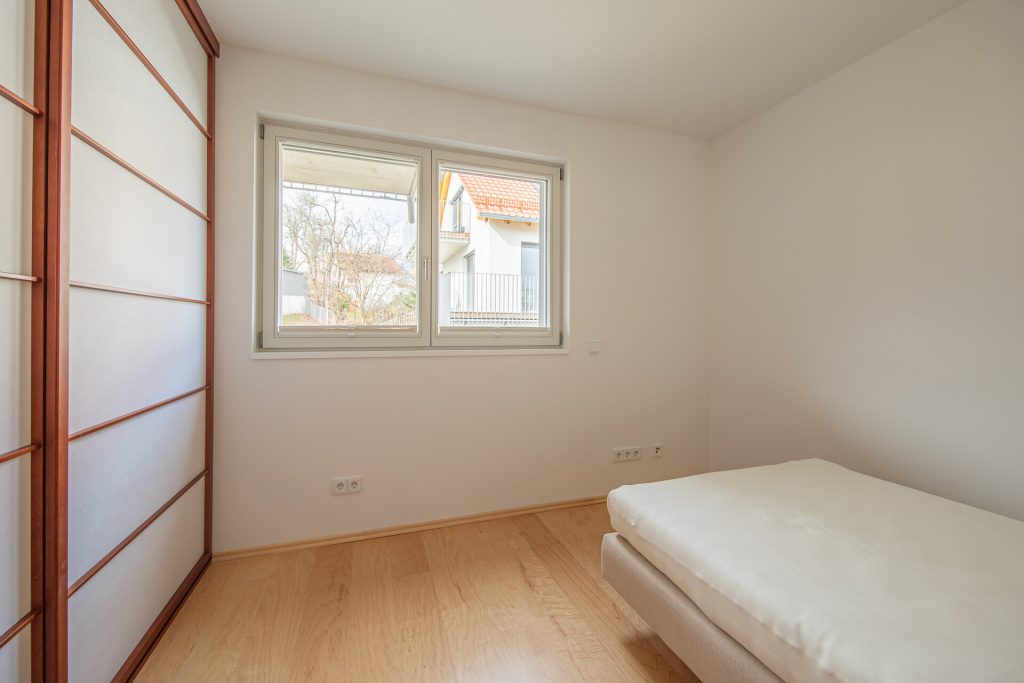 Veltrup Immobilien - Immobilienangebot - Schondorf am Ammersee - Wohnen - BARRIEREFREIE,  NEUWERTIGE 2-ZIMMER WOHNUNG IN SCHONDORF