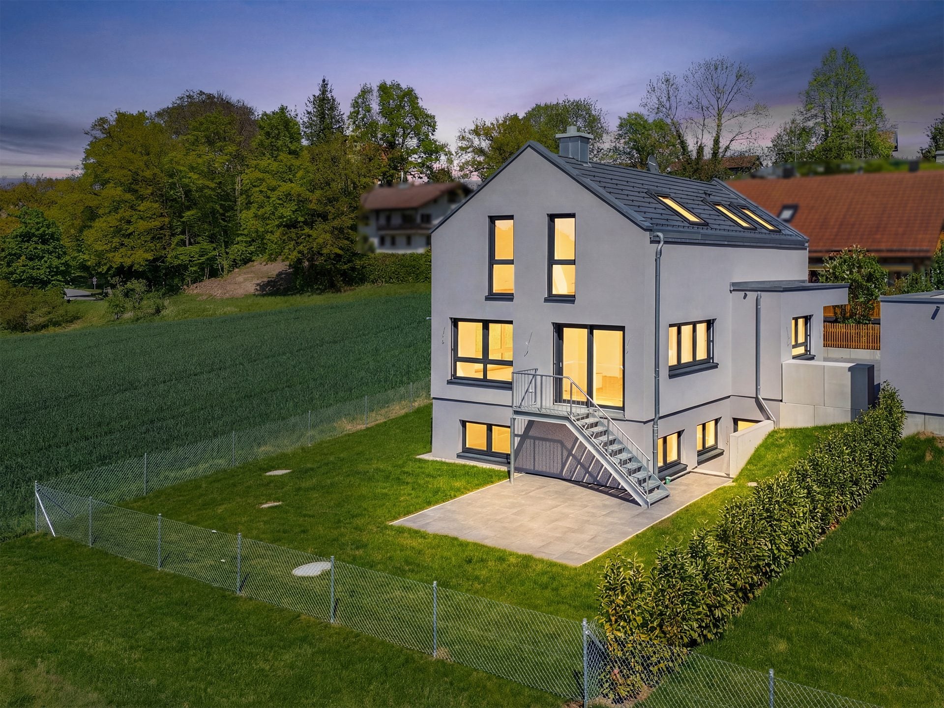 Veltrup Immobilien - Immobilienangebot - Wörthsee - Wohnen - HOCHWERTIGE AUSSTATTUNG TRIFFT ENERGIEEFFIZIENZ: EXKLUSIVES ZUHAUSE IN WÖRTHSEE