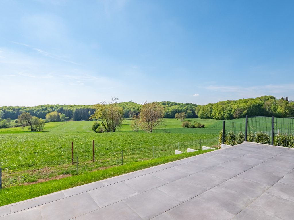 Veltrup Immobilien - Immobilienangebot - Wörthsee - Wohnen - PREMIUMAUSSTATTUNG TRIFFT PANORAMABLICK: GROSSZÜGIGE DOPPELHAUSHÄLFTE IN WÖRTHSEE