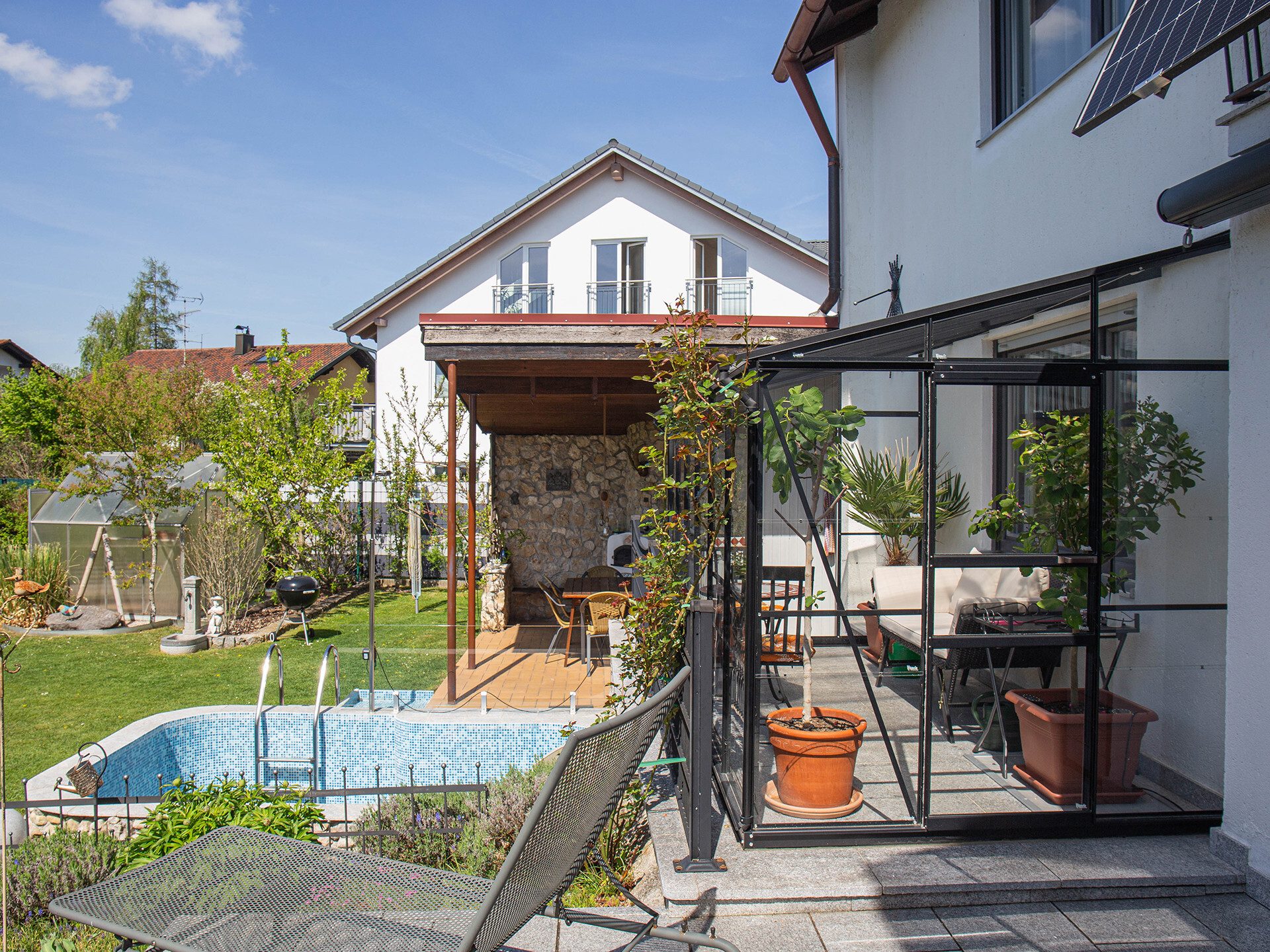 Veltrup Immobilien - Immobilienangebot - Türkenfeld - Wohnen - HOHER WOHNGENUSS FÜR ZWEI: EINE DOPPELHAUSHÄLFTE IN RUHIGER LAGE MIT BESTER ANBINDUNG IN TÜRKENFELD