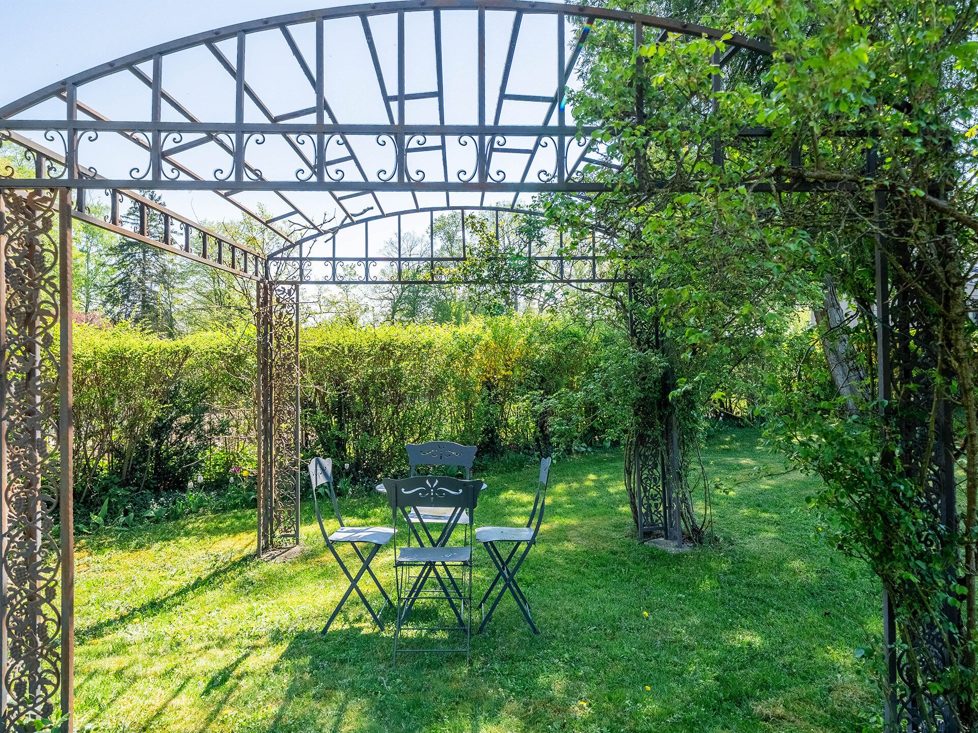 Veltrup Immobilien - Immobilienangebot - Schondorf am Ammersee - Wohnen - EXKLUSIVES FAMILIENANWESEN AM AMMERSEE: WOHNEN WIE IM LUXUSHOTEL