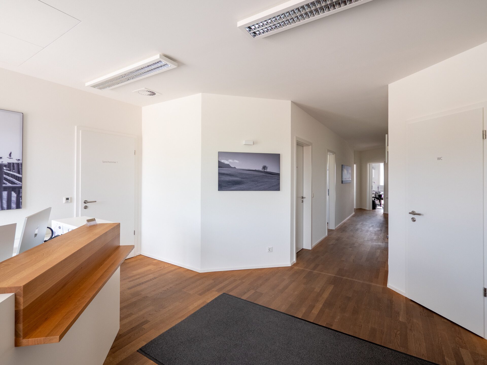 Veltrup Immobilien - Immobilienangebot - Wörthsee - Sonstiges und Gewerbe - MODERNES AMBIENTE IN TOP-LAGE:
GEWERBEEINHEIT FÜR PRAXIS ODER BÜRO AM WÖRTHSEE