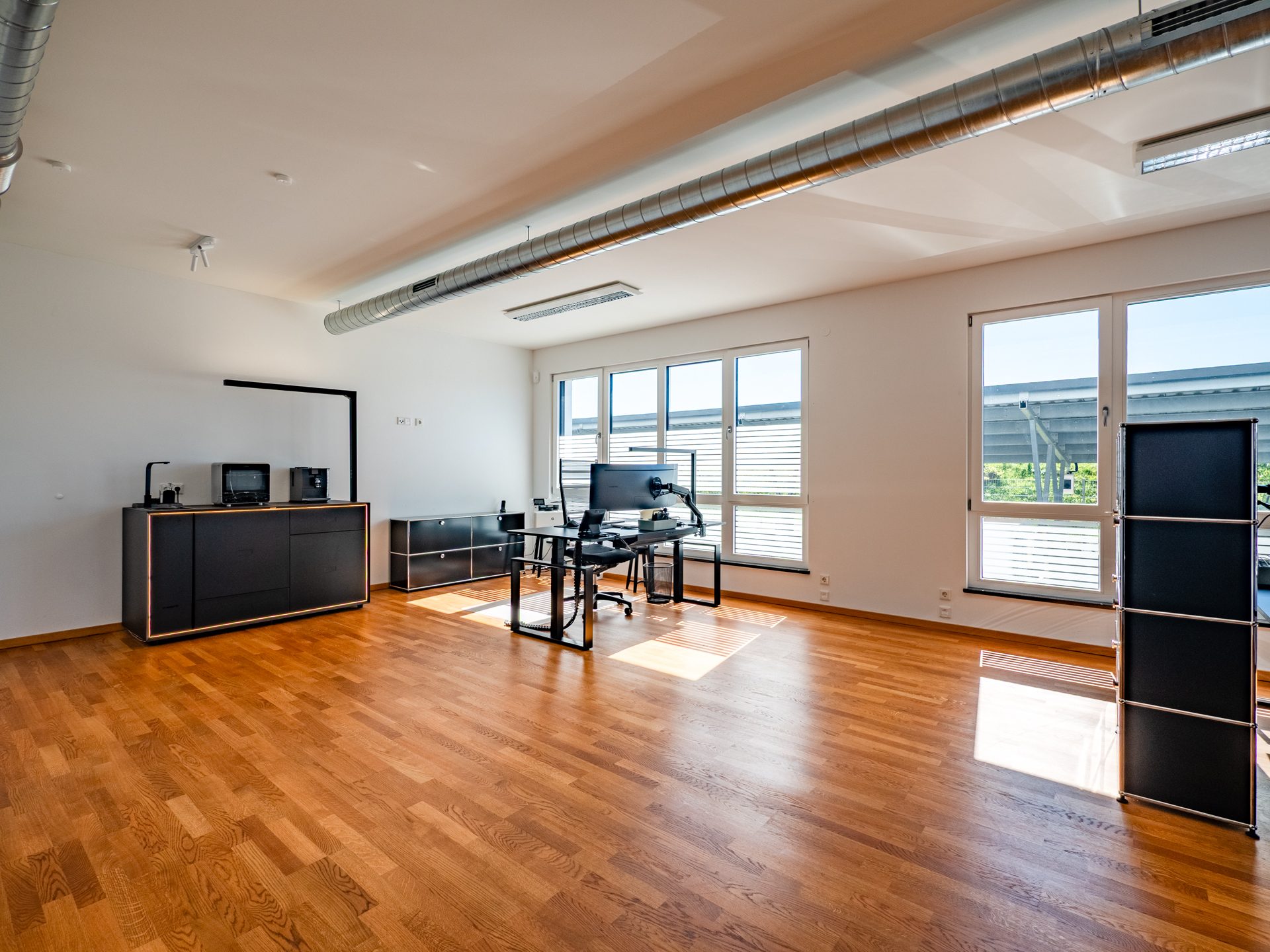 Veltrup Immobilien - Immobilienangebot - Wörthsee / Etterschlag - Sonstiges und Gewerbe - MODERNES BÜRO IN TOP LAGE: GEWERBEEINHEIT FÜR ERFOLGREICHES ARBEITEN
