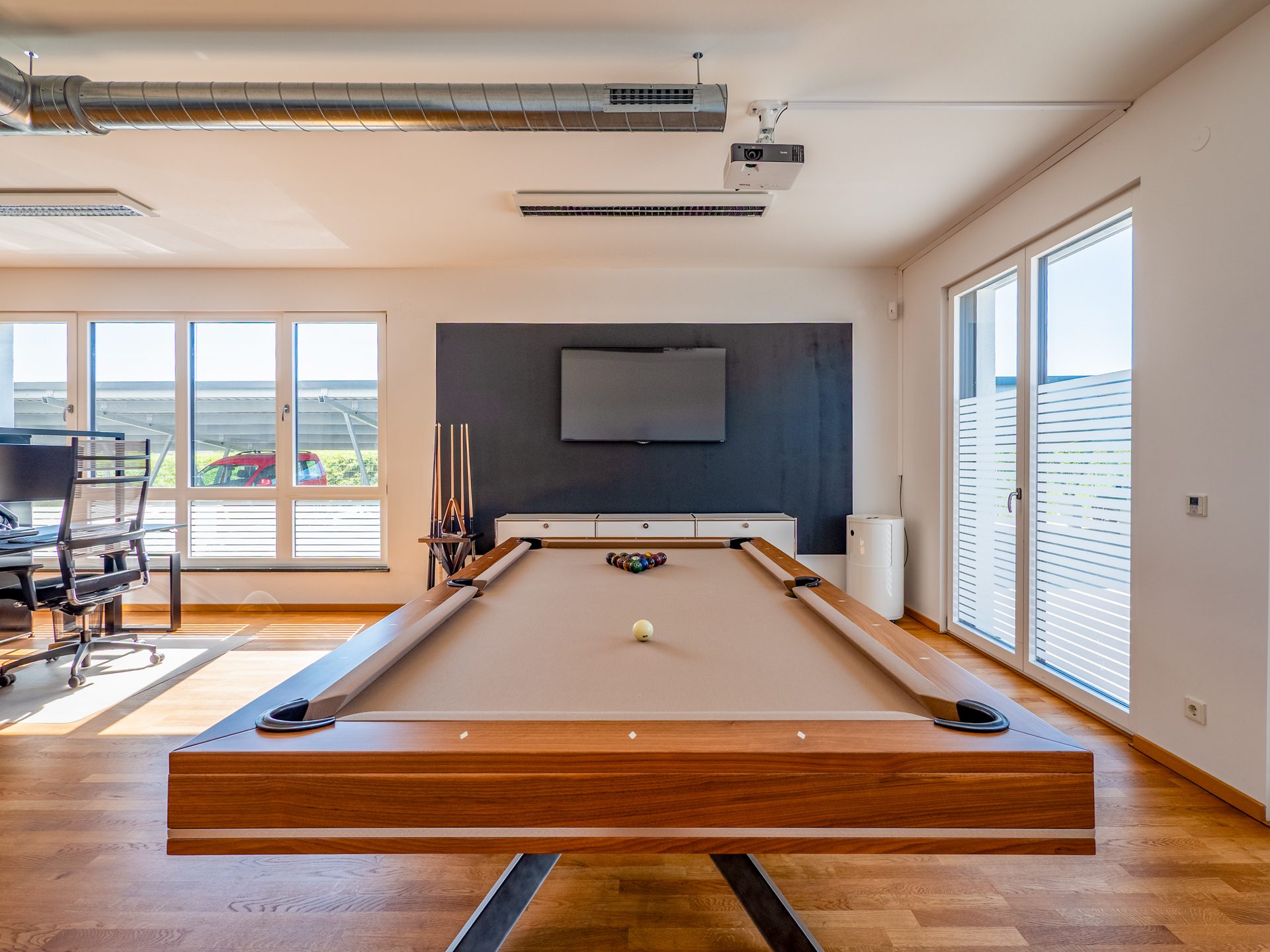 Veltrup Immobilien - Immobilienangebot - Wörthsee / Etterschlag - Sonstiges und Gewerbe - MODERNES BÜRO IN TOP LAGE: GEWERBEEINHEIT FÜR ERFOLGREICHES ARBEITEN