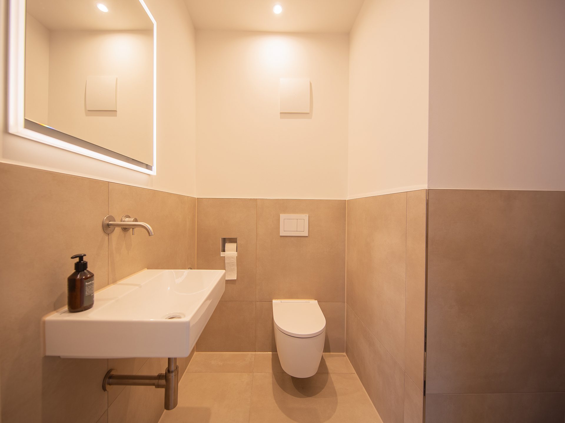 Veltrup Immobilien - Immobilienangebot - Dießen am Ammersee - Wohnen - EXKLUSIVE UND LUXURIÖSE 3-ZIMMER-WOHNUNG IN DIESSEN
