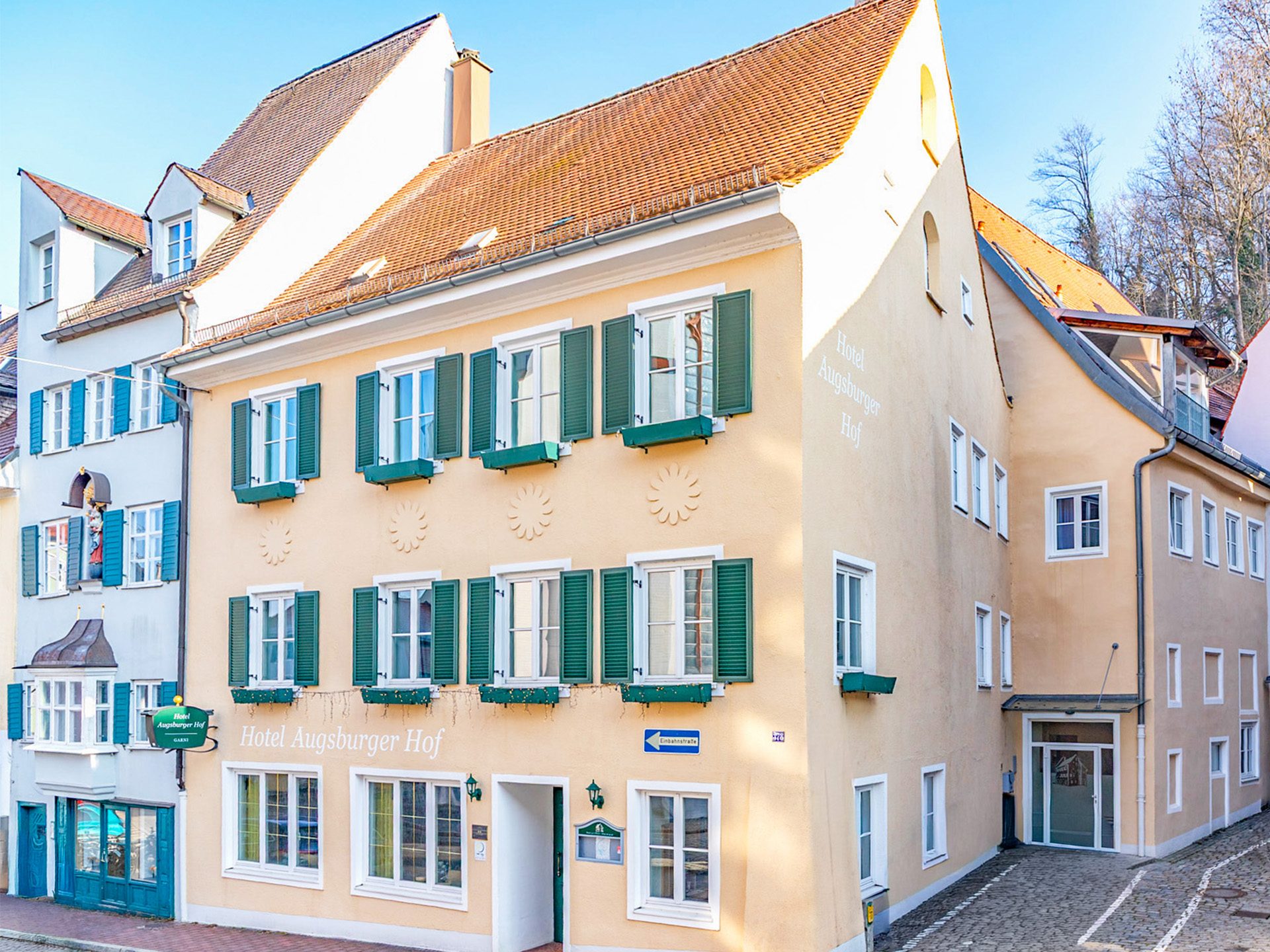 Veltrup Immobilien - Immobilienangebot - Landsberg am Lech - Wohnen - WANDLUNGSFÄHIGES ENSEMBLE IN DER LANDSBERGER ALTSTADT - WOHNEN, GEWERBE, ENTWICKLUNG