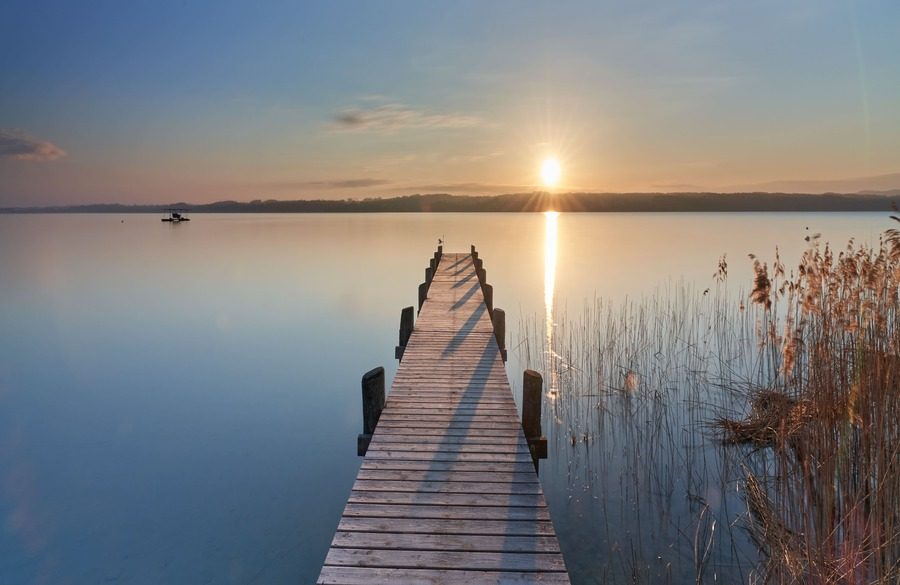 Sonnenaufgang am See