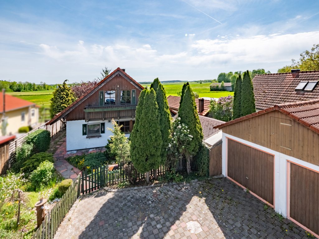 Veltrup Immobilien - Immobilienangebot - Weßling - Wohnen - FAMILIENHAUS MIT POTENZIAL IN WESSLING