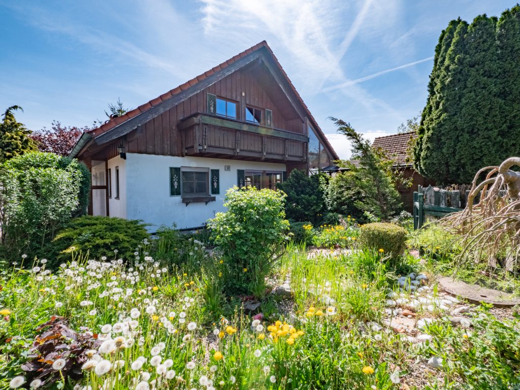 Veltrup Immobilien - Immobilienangebot - Weßling - Wohnen - FAMILIENHAUS MIT POTENZIAL IN WESSLING