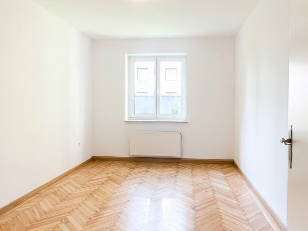 Veltrup Immobilien - Immobilienangebot - München - Investment und Rendite - MEHRFAMILIENHAUS MIT 7 WOHNEINHEITEN IN LAIM. 
GESCHICHTE TRIFFT WERTHALTIGKEIT.