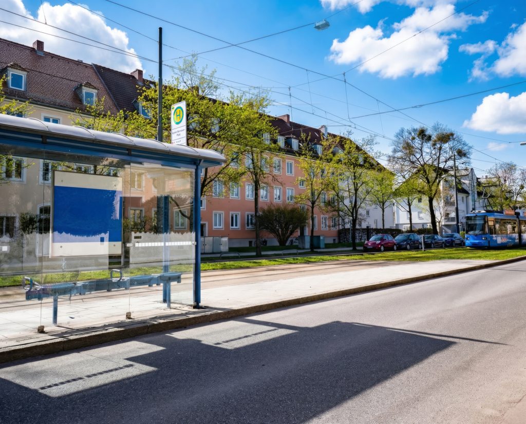Veltrup Immobilien - Immobilienangebot - München - Investment und Rendite - MEHRFAMILIENHAUS MIT 7 WOHNEINHEITEN IN LAIM. 
GESCHICHTE TRIFFT WERTHALTIGKEIT.