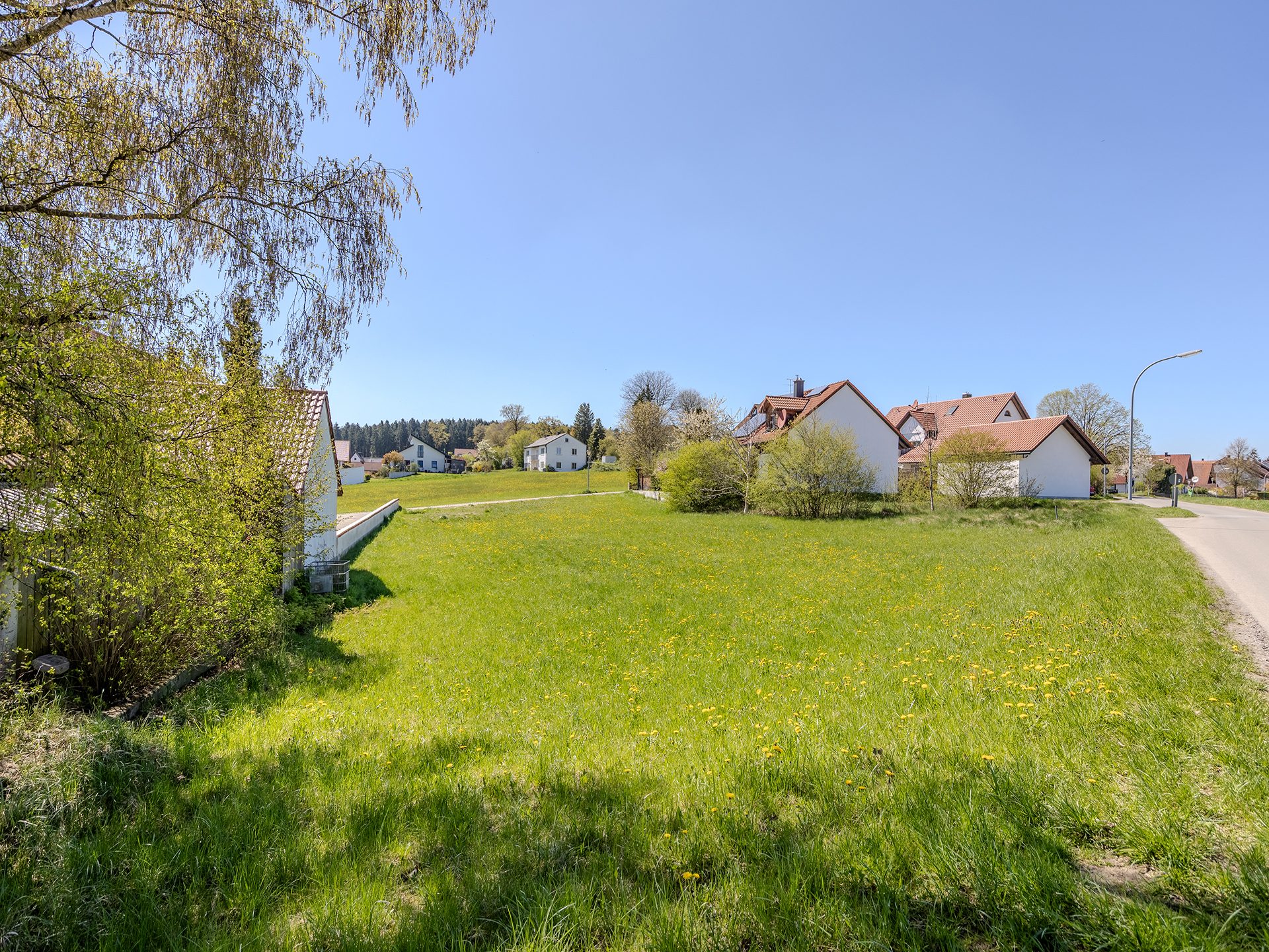 Veltrup Immobilien - Immobilienangebot - Geltendorf - Bauplätze - IHR FAMILIENTRAUM IM GRÜNEN – SONNIGES BAUGRUNDSTÜCK IN GELTENDORF
