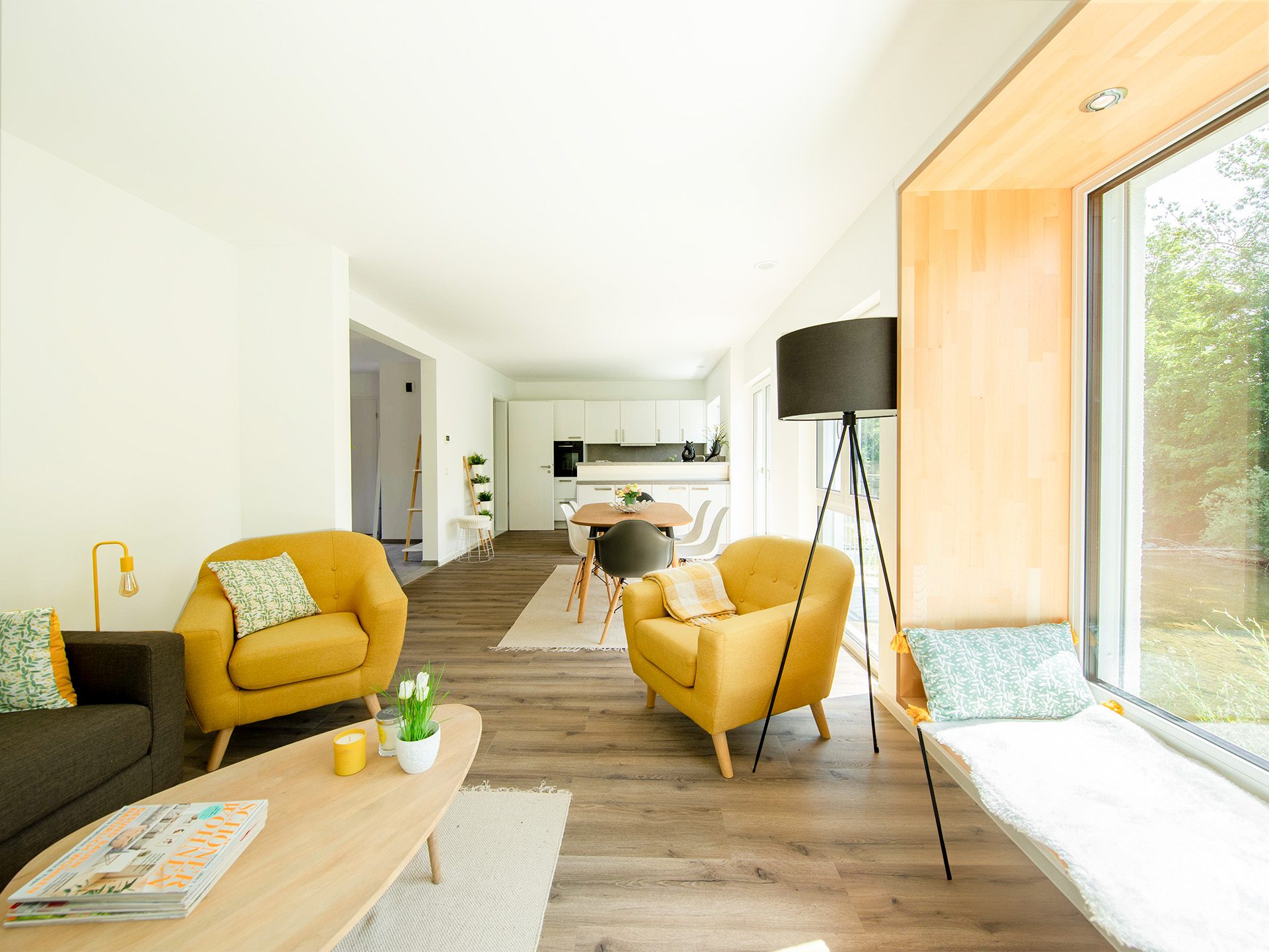 Veltrup Immobilien - Immobilienangebot - Fürstenfeldbruck - Wohnen - EINZIGARTIGES HAUS AN DER AMPER: MODERNES WOHNEN ÜBER HOCHWASSERNIVEAU