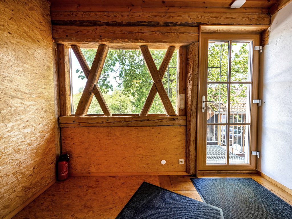 Veltrup Immobilien - Immobilienangebot - Pähl / Fischen am Ammersee - Wohnen - CHARMANTES ENSEMBLE MIT HISTORISCHEM FLAIR UND VIEL ENTWICKLUNGSPOTENZIAL IN FISCHEN AM AMMERSEE