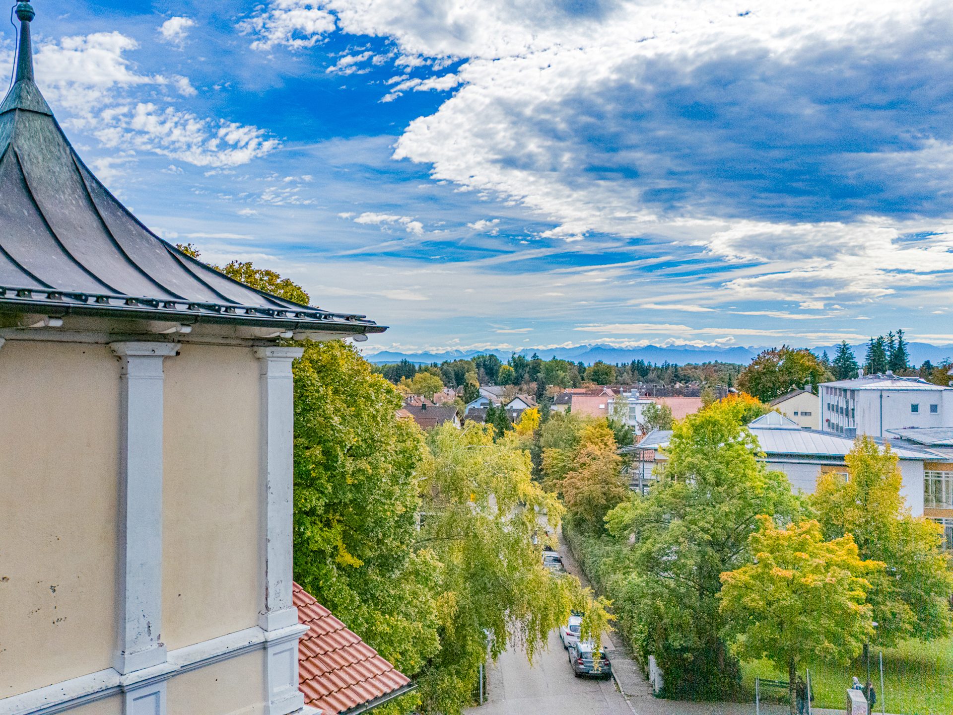 Veltrup Immobilien - Immobilienangebot - Diessen am Ammersee - Wohnen - STILVOLLES WOHNEN, REPRÄSENTATIVES ARBEITEN – VILLA MIT GESCHICHTE IM HERZEN VON DIESSEN AM AMMERSEE