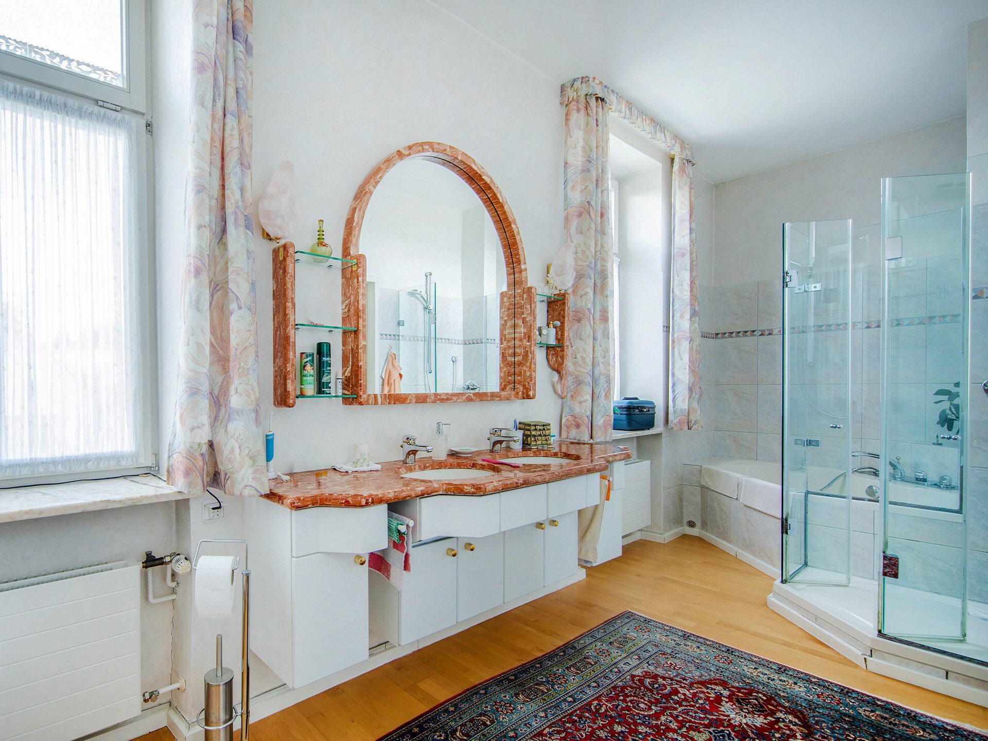 Veltrup Immobilien - Immobilienangebot - Diessen am Ammersee - Wohnen - STILVOLLES WOHNEN, REPRÄSENTATIVES ARBEITEN – VILLA MIT GESCHICHTE IM HERZEN VON DIESSEN AM AMMERSEE