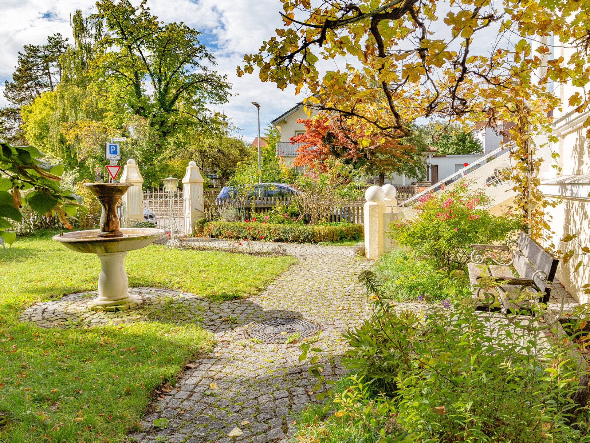 Veltrup Immobilien - Immobilienangebot - Diessen am Ammersee - Wohnen - STILVOLLES WOHNEN, REPRÄSENTATIVES ARBEITEN – VILLA MIT GESCHICHTE IM HERZEN VON DIESSEN AM AMMERSEE