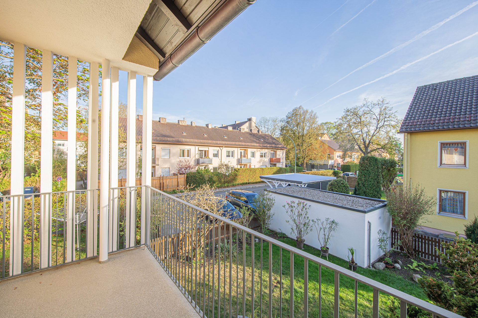 Veltrup Immobilien - Immobilienangebot - Königsbrunn - Wohnen - CHARMANTE DOPPELHAUSHÄLFTE MIT POTENZIAL IN KÖNIGSBRUNN