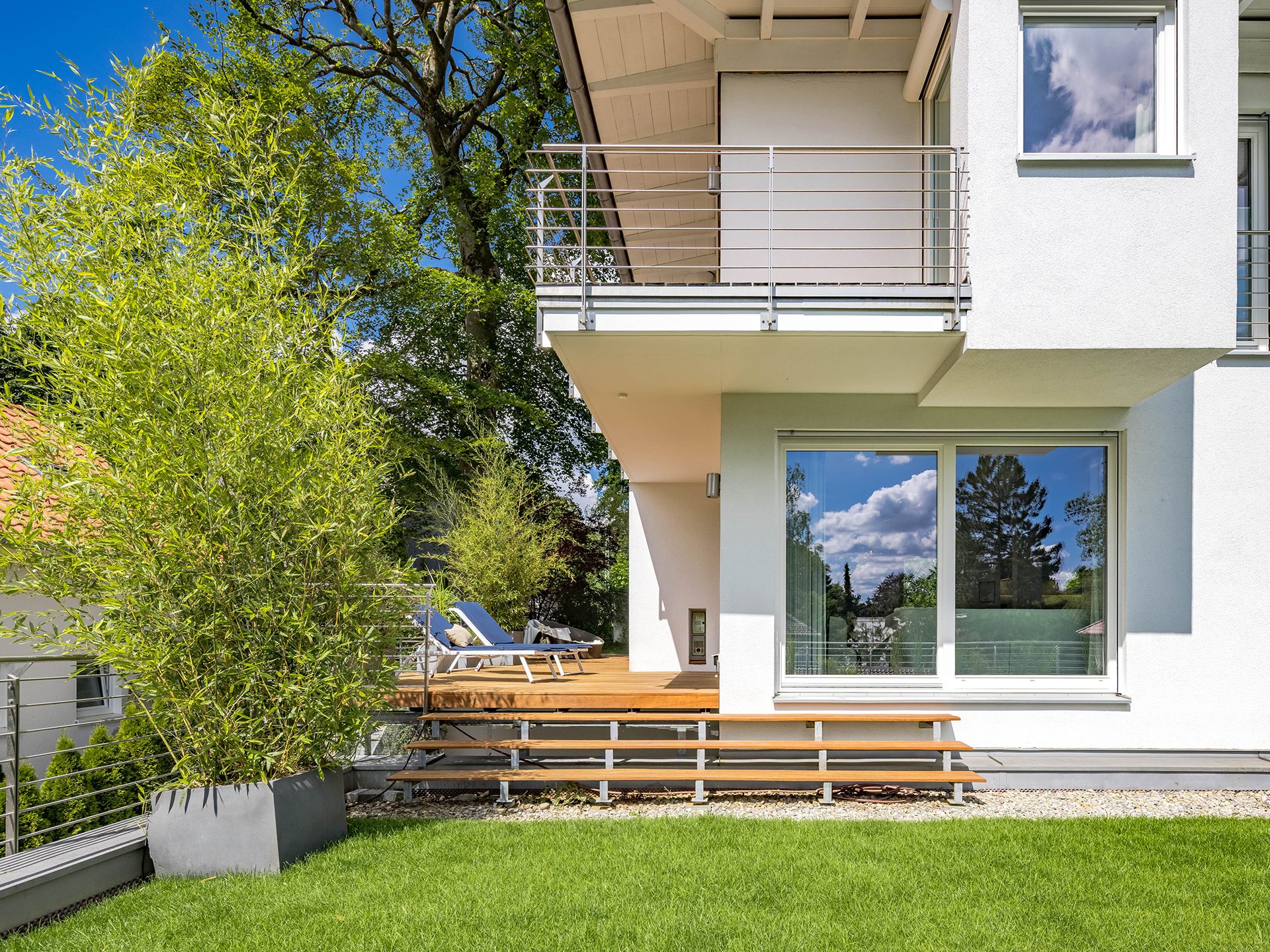 Veltrup Immobilien - Immobilienangebot - Gräfelfing - Wohnen - PLATZ FÜR GEMEINSAME MOMENTE: ZEITLOSES EINFAMILIENHAUS IN GRÄFELFING