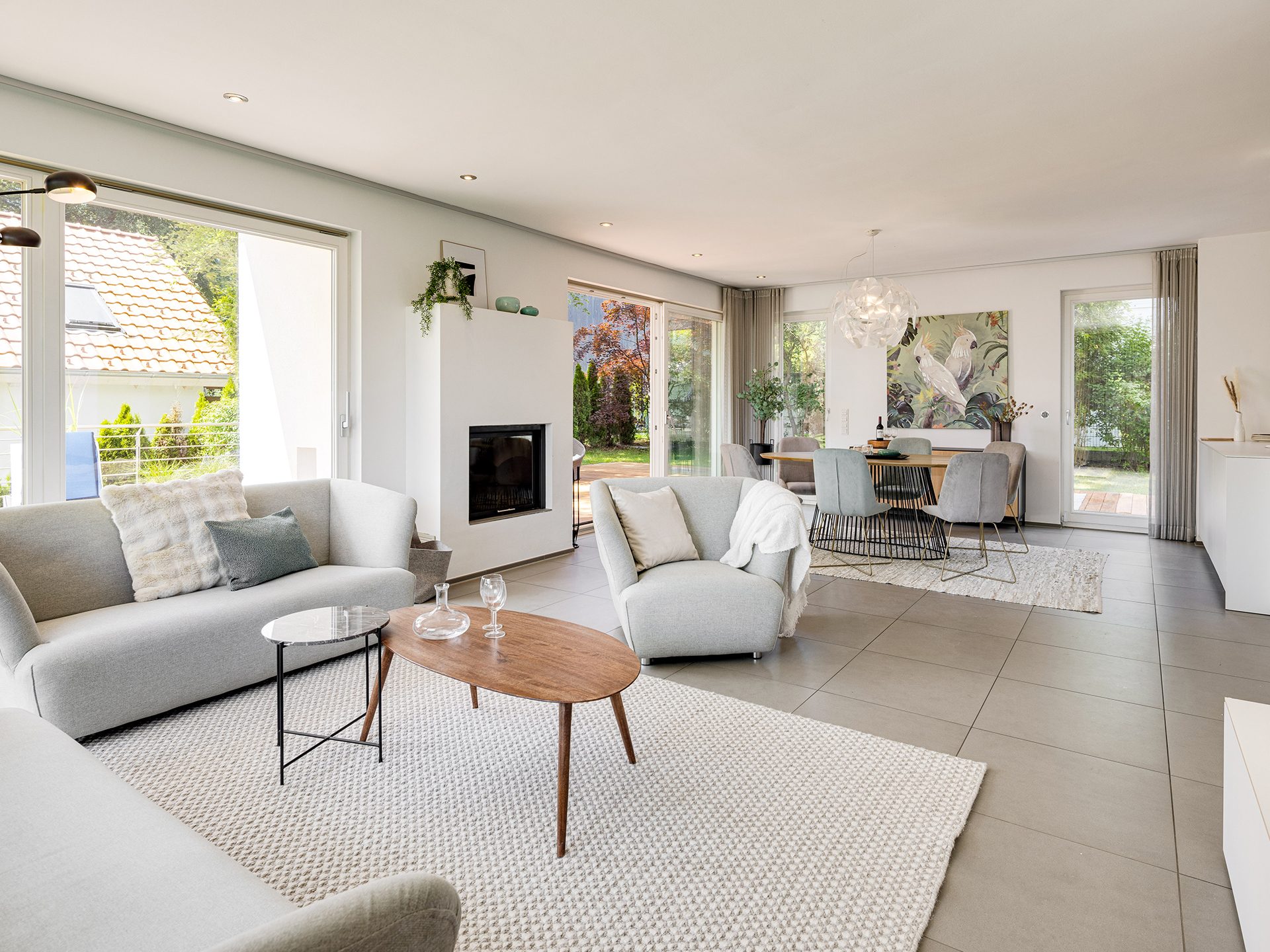 Veltrup Immobilien - Immobilienangebot - Gräfelfing - Wohnen - PLATZ FÜR GEMEINSAME MOMENTE: ZEITLOSES EINFAMILIENHAUS IN GRÄFELFING
