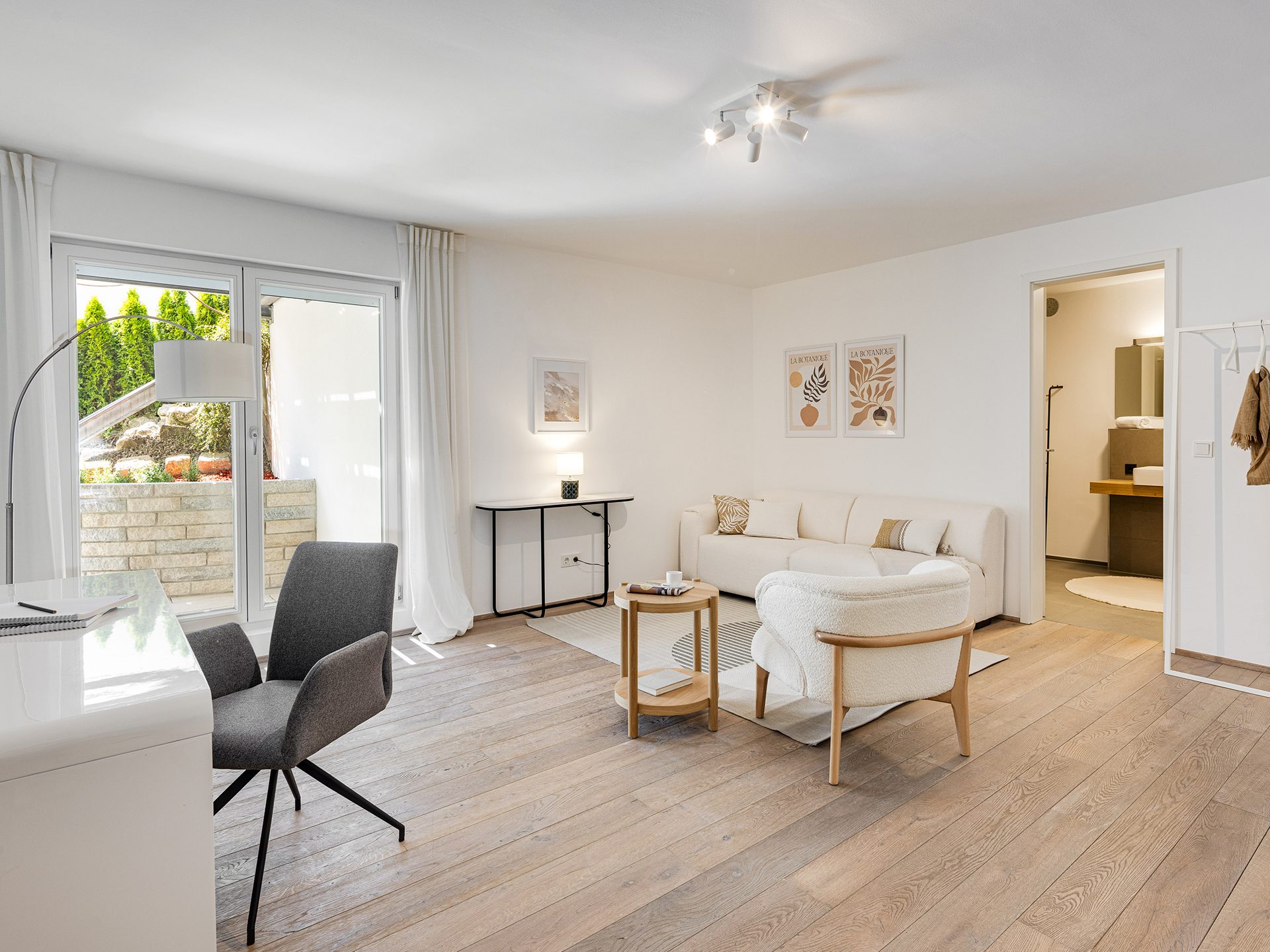 Veltrup Immobilien - Immobilienangebot - Gräfelfing - Wohnen - PLATZ FÜR GEMEINSAME MOMENTE: ZEITLOSES EINFAMILIENHAUS IN GRÄFELFING