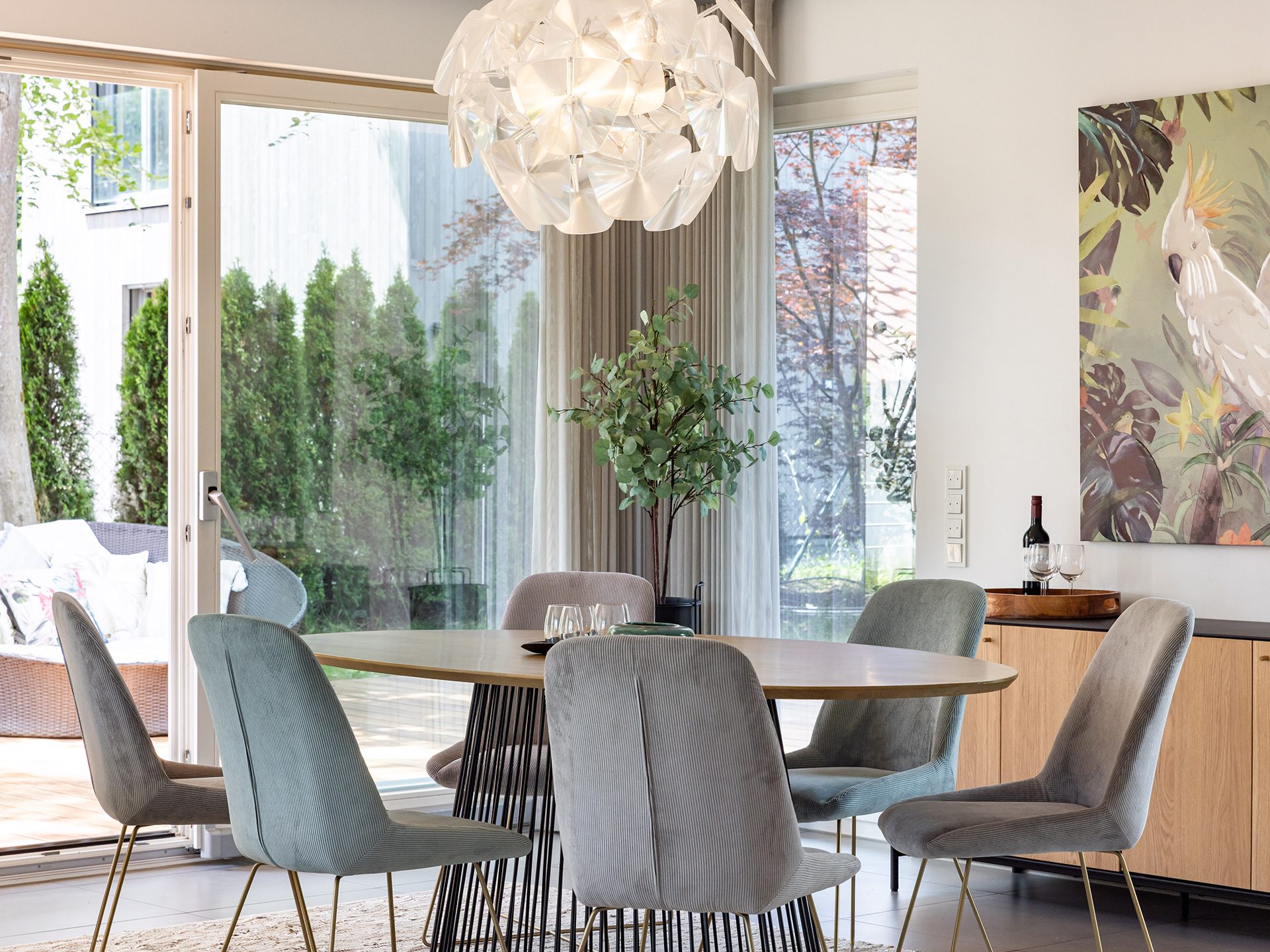 Veltrup Immobilien - Immobilienangebot - Gräfelfing - Wohnen - PLATZ FÜR GEMEINSAME MOMENTE: ZEITLOSES EINFAMILIENHAUS IN GRÄFELFING
