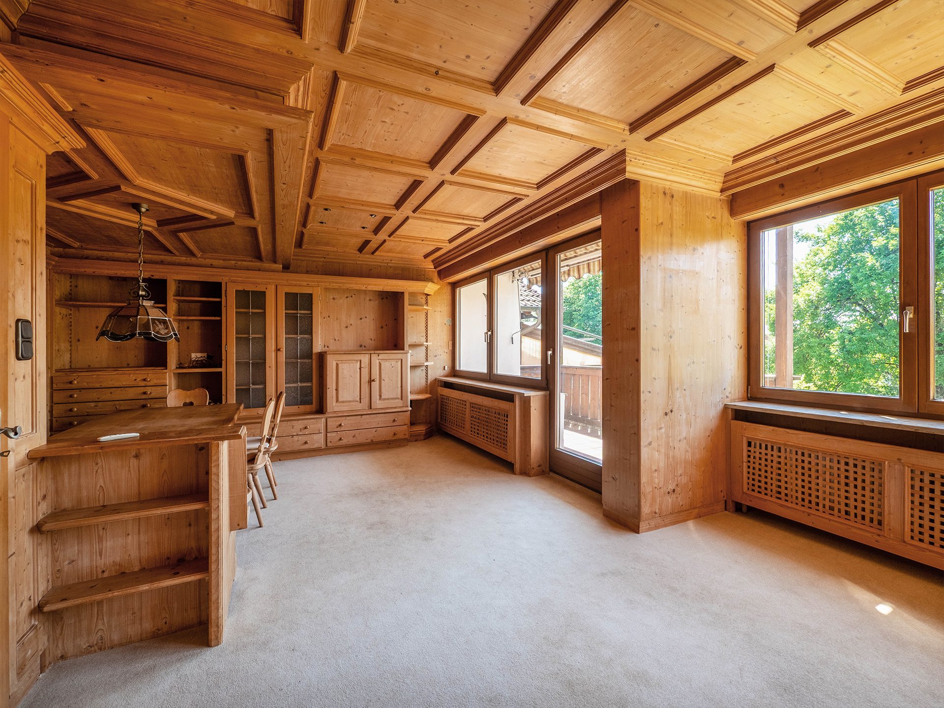 Veltrup Immobilien - Immobilienangebot - Seefeld - Wohnen - GROSSER GARTEN, VIELE MÖGLICHKEITEN: DOPPELHAUSHÄLFTE MIT POTENZIAL