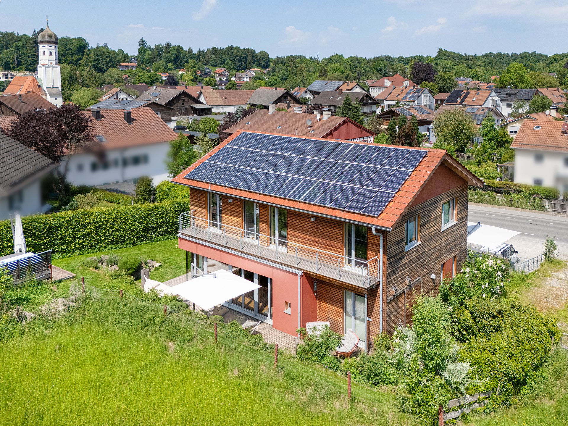 Veltrup Immobilien - Immobilienangebot - Andechs / Erling - Wohnen - PREMIUM-HOLZHAUS ERLEBEN: ENERGIEEFFIZIENZ TRIFFT LEBENSQUALITÄT
