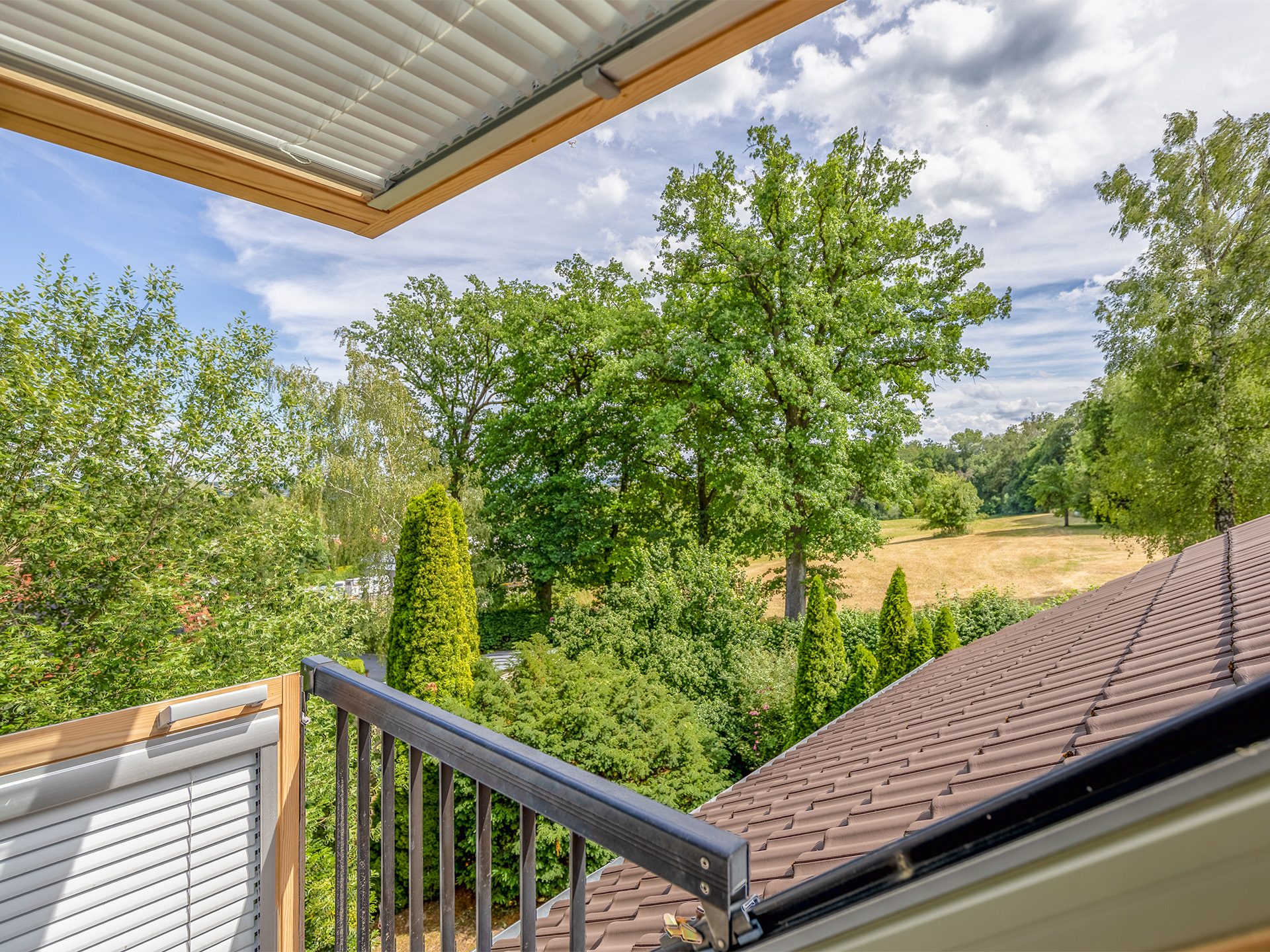 Veltrup Immobilien - Immobilienangebot - Schondorf am Ammersee - Bauplätze - EIN ORT FÜR VISONEN : GRUNDSTÜCK MIT HANGLAGE IN SCHONDORF
