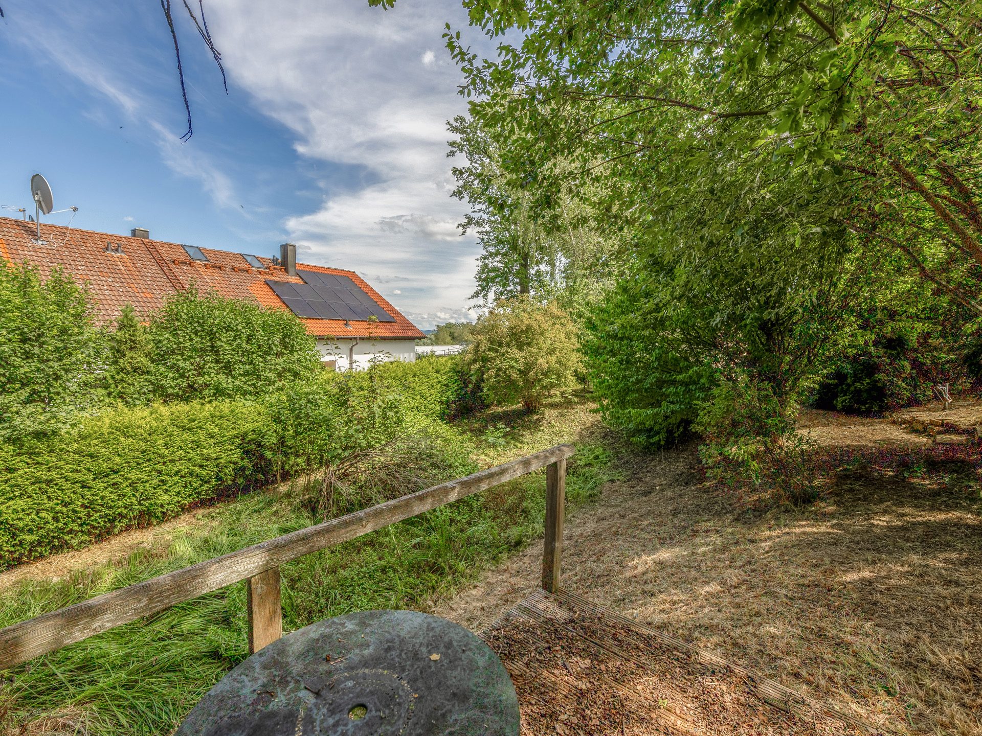 Veltrup Immobilien - Immobilienangebot - Schondorf am Ammersee - Bauplätze - EIN ORT FÜR VISONEN : GRUNDSTÜCK MIT HANGLAGE IN SCHONDORF
