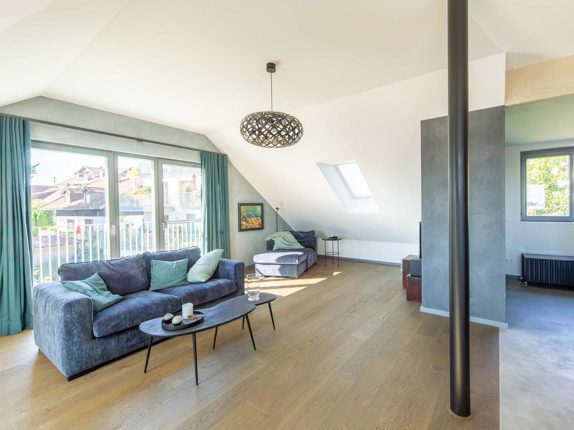 Veltrup Immobilien - Immobilienangebot - Schondorf am Ammersee - Wohnen - EXKLUSIVE DACHGESCHOSSWOHNUNG MIT LOFT-CHARAKTER IN SCHONDORF