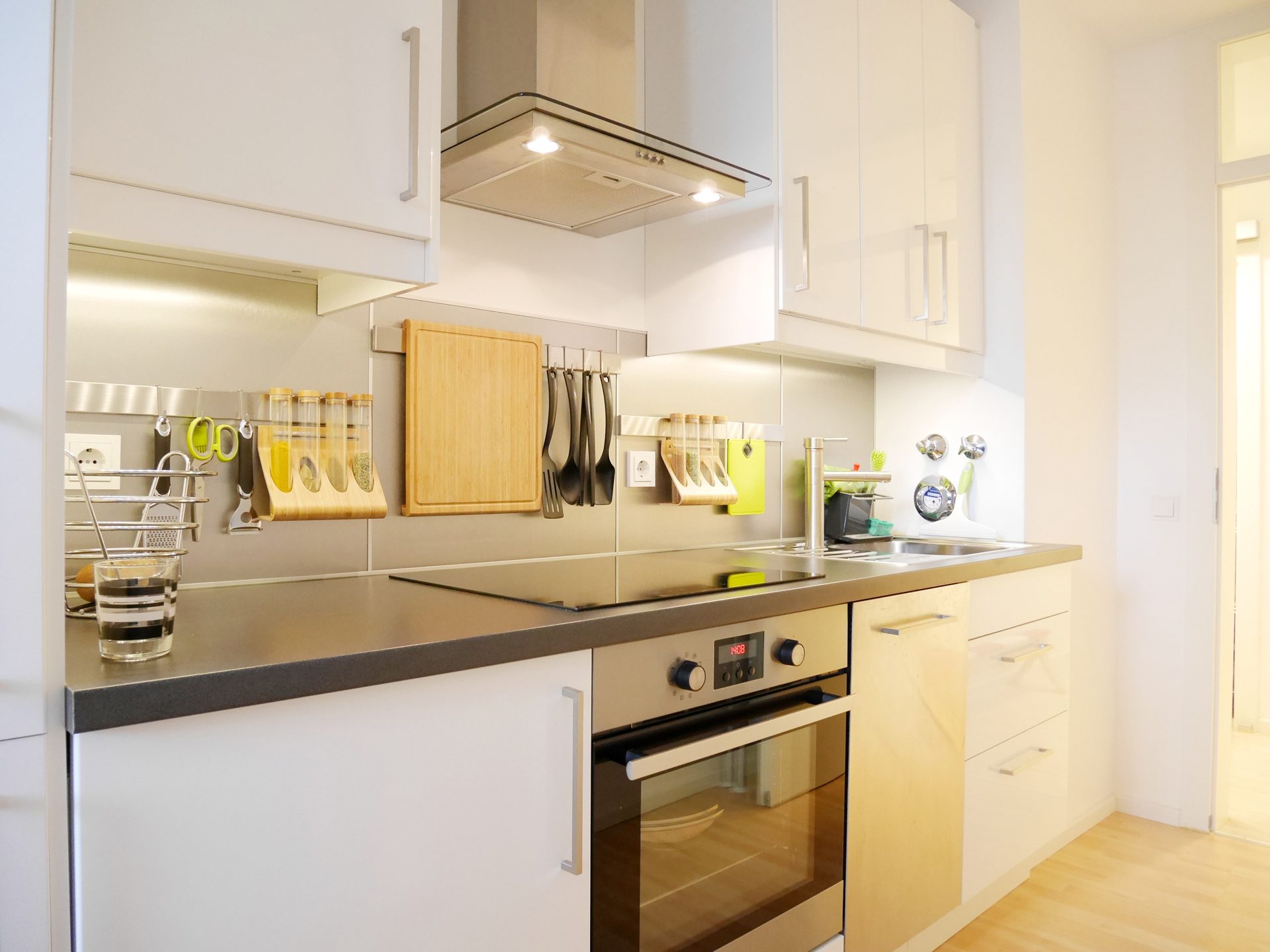 Veltrup Immobilien - Immobilienangebot - München / Laim - Wohnen - SOLIDE KAPITALANLAGE IM MÜNCHNER WESTEN:
LANGFRISTIG VERMIETETE 2,5-ZIMMER-WOHNUNG