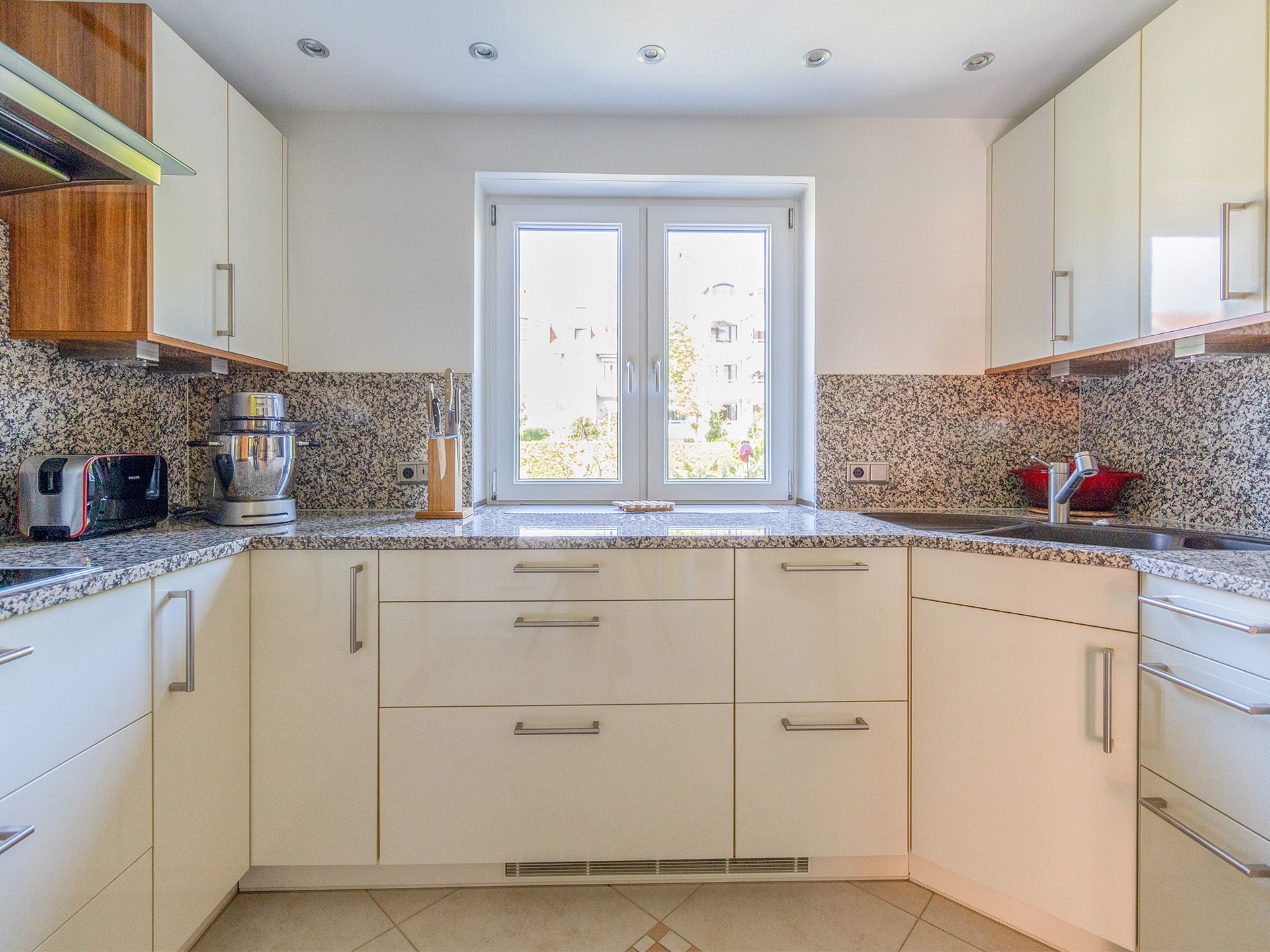 Veltrup Immobilien - Immobilienangebot - Fürstenfeldbruck - Wohnen - VIER EBENEN, VIELE MÖGLICHKEITEN - DOPPELHAUSHÄLFTE IN FÜRSTENFELDBRUCK