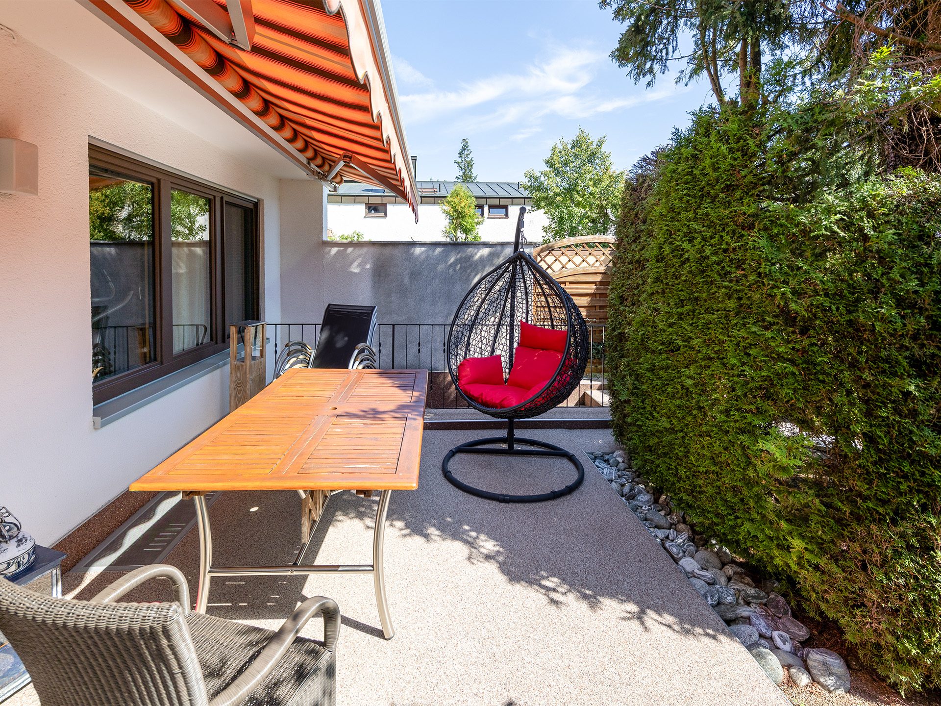 Veltrup Immobilien - Immobilienangebot - Fürstenfeldbruck - Wohnen - VIER EBENEN, VIELE MÖGLICHKEITEN - DOPPELHAUSHÄLFTE IN FÜRSTENFELDBRUCK