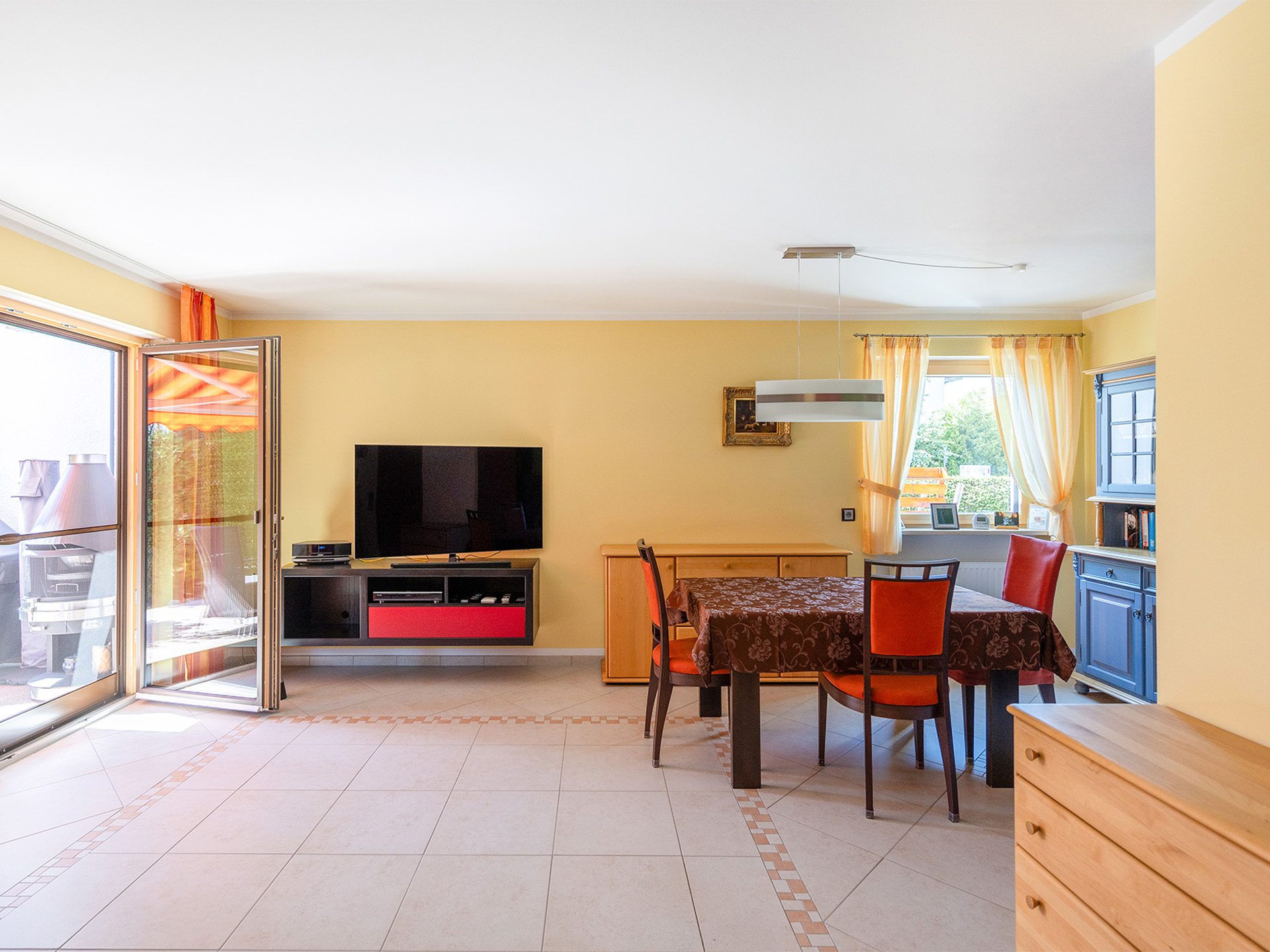 Veltrup Immobilien - Immobilienangebot - Fürstenfeldbruck - Wohnen - VIER EBENEN, VIELE MÖGLICHKEITEN - DOPPELHAUSHÄLFTE IN FÜRSTENFELDBRUCK