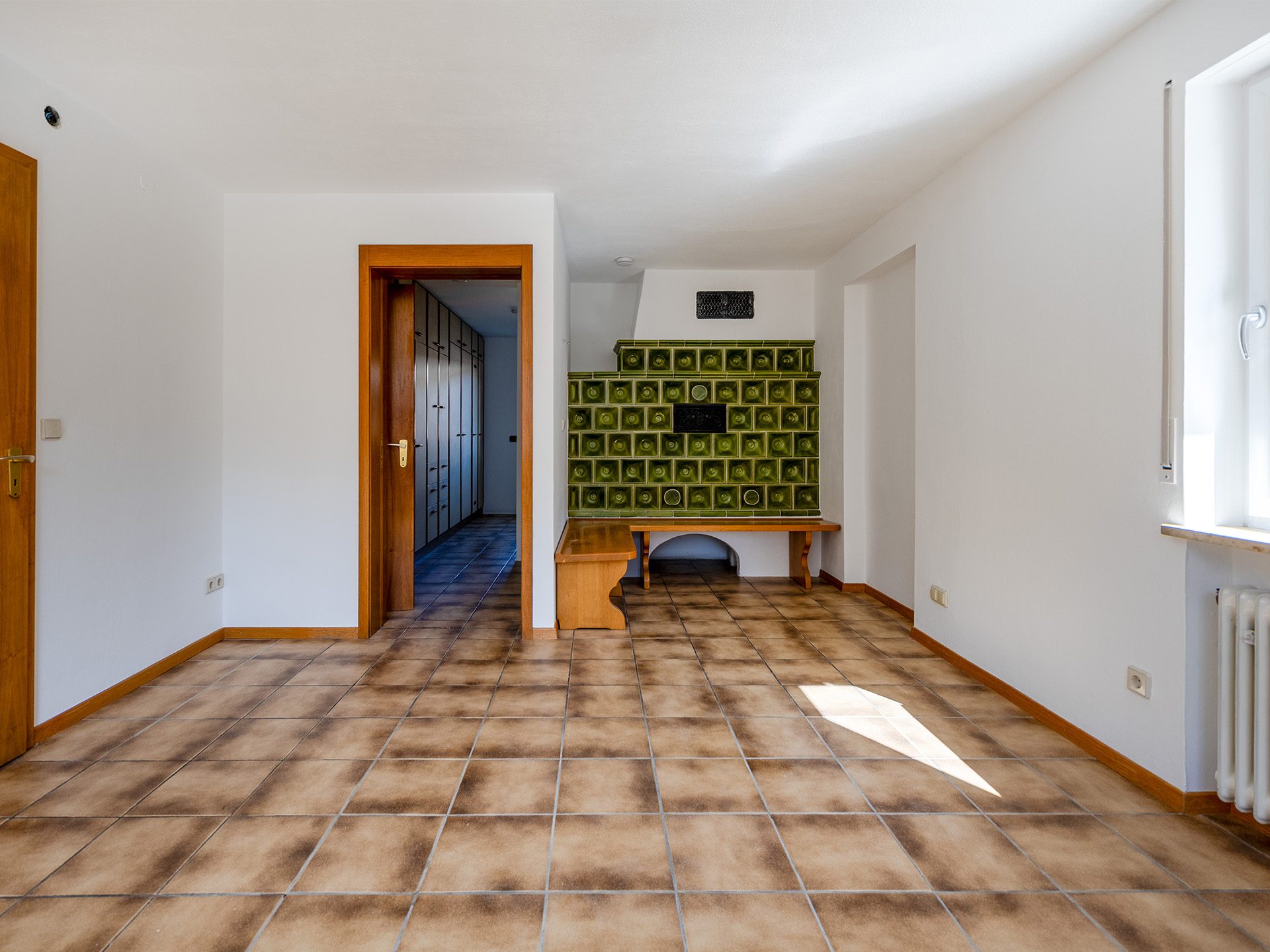 Veltrup Immobilien - Immobilienangebot - Fuchstal / Leeder - Wohnen - ZWEIFAMILIENHAUS MIT VIELSEITIGEN NUTZUNGSMÖGLICHKEITEN - KAPITALANLAGE MIT ZUKUNFTSPERSPEKTIVE