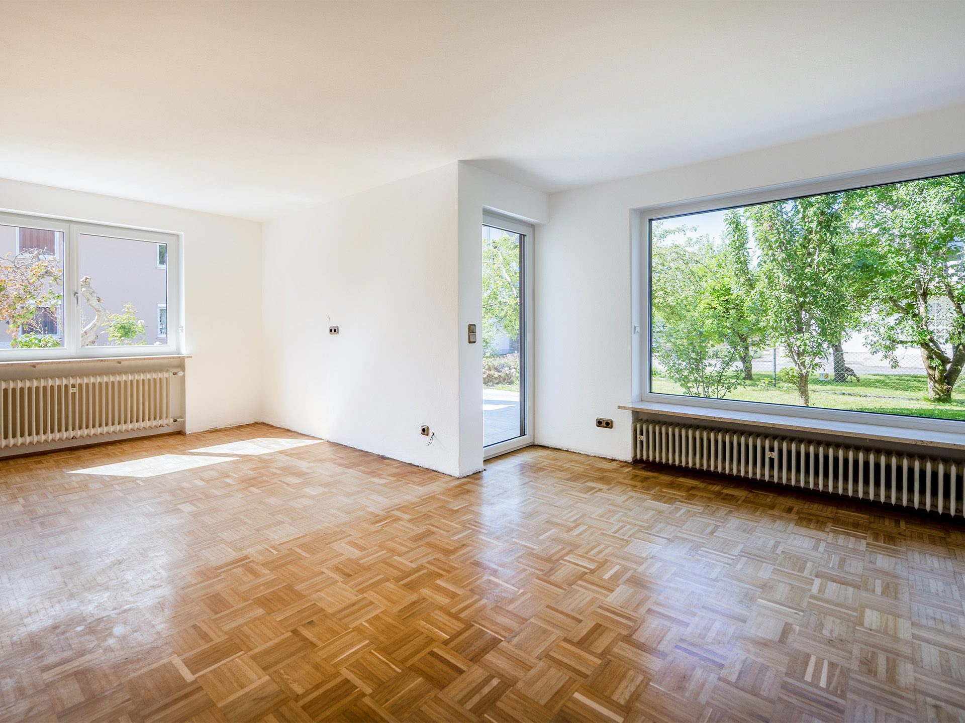 Veltrup Immobilien - Immobilienangebot - Fuchstal / Leeder - Wohnen - ZWEIFAMILIENHAUS MIT VIELSEITIGEN NUTZUNGSMÖGLICHKEITEN - KAPITALANLAGE MIT ZUKUNFTSPERSPEKTIVE